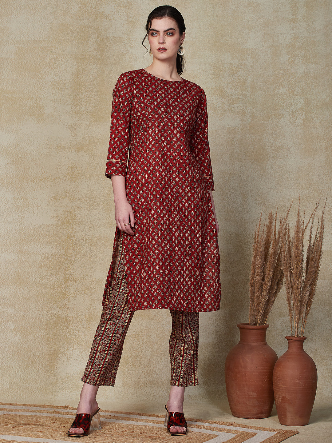 Fashor Ethnic Floral Printed Straight Kurta & Pant with Quilted Printed Jacket - Maroon - view 5