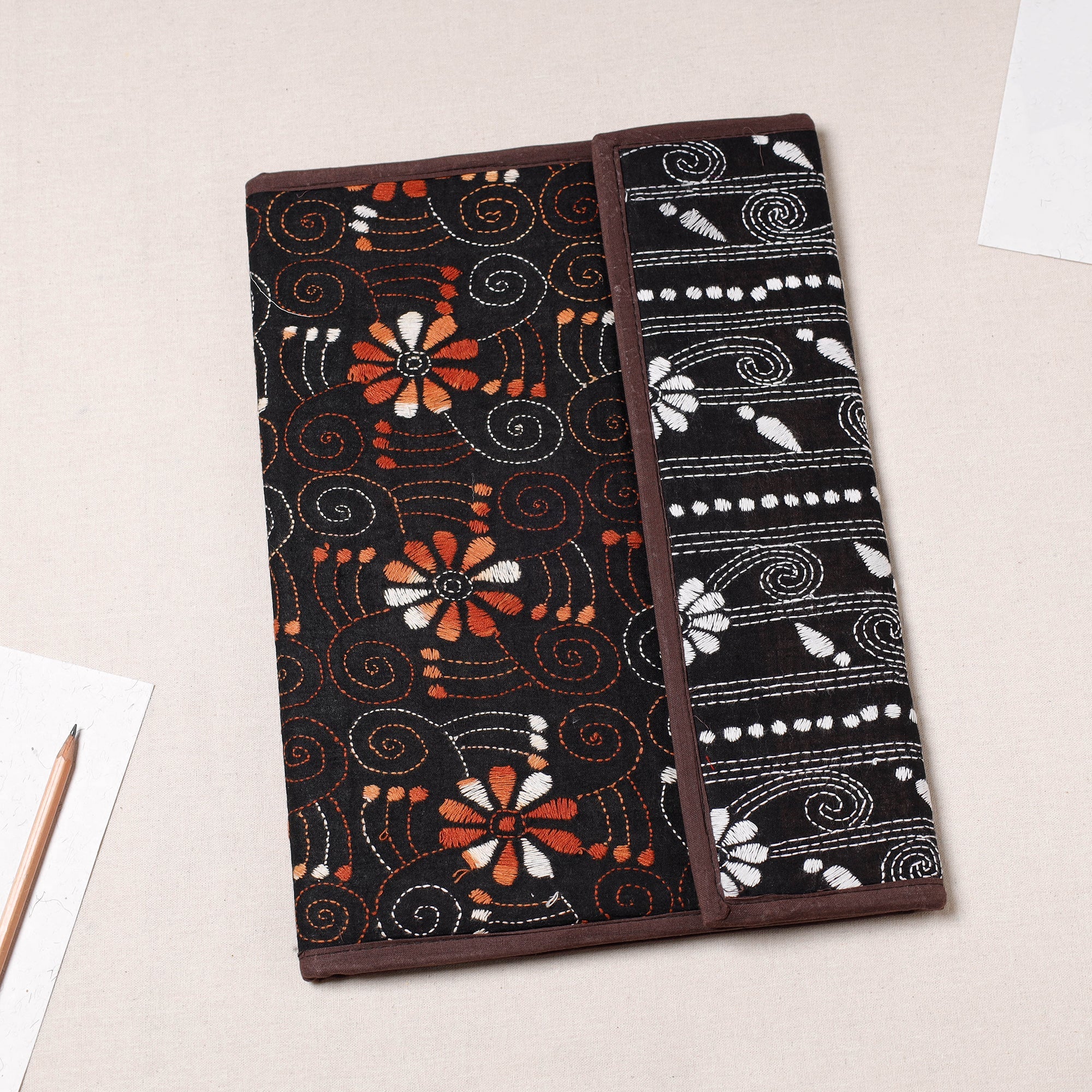 ASALKAAR Bengal Kantha Work Handcrafted File Folder