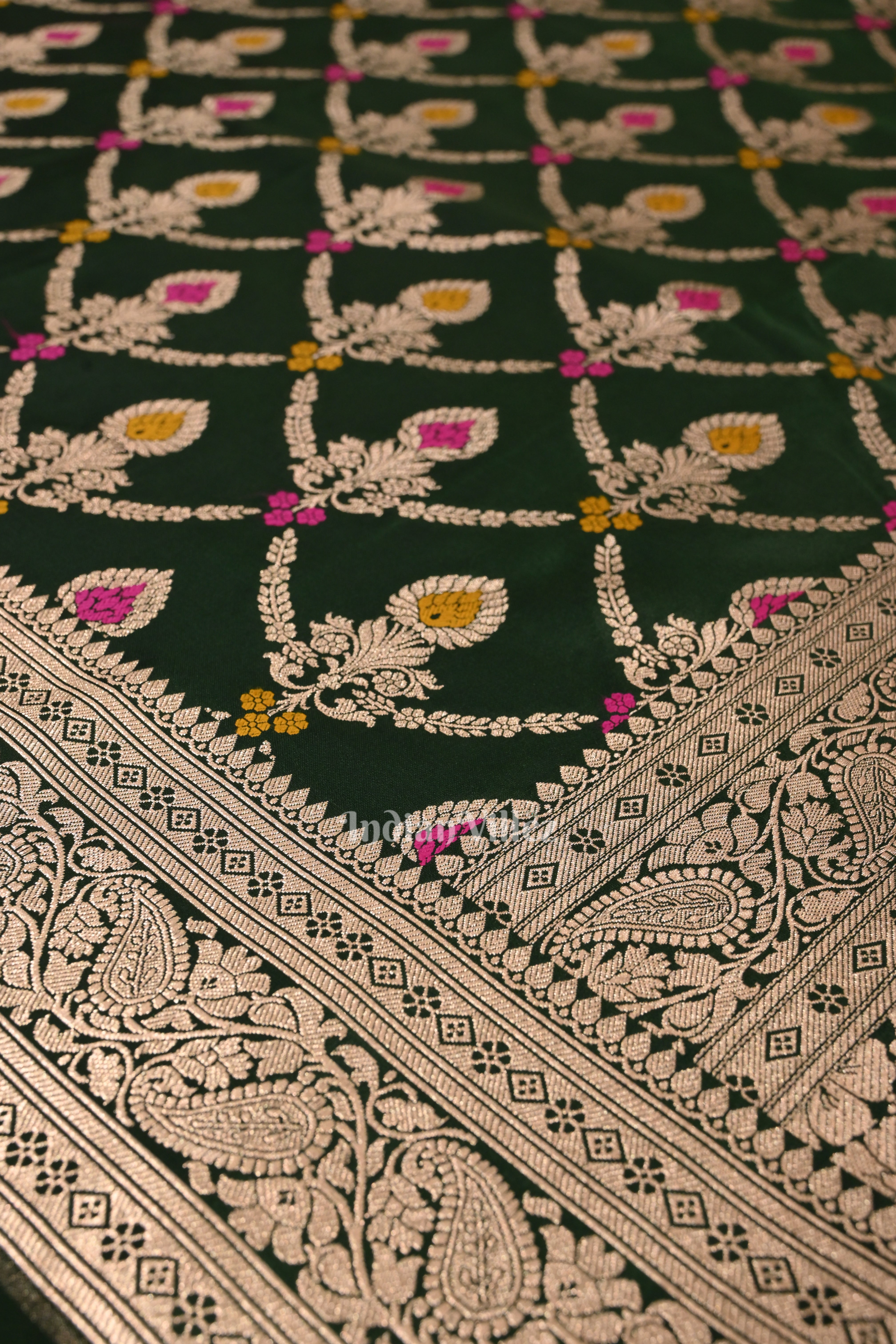 IndianVillèz Green Meenakari Pure Mashru Satin Silk Banarasi Saree - view 2
