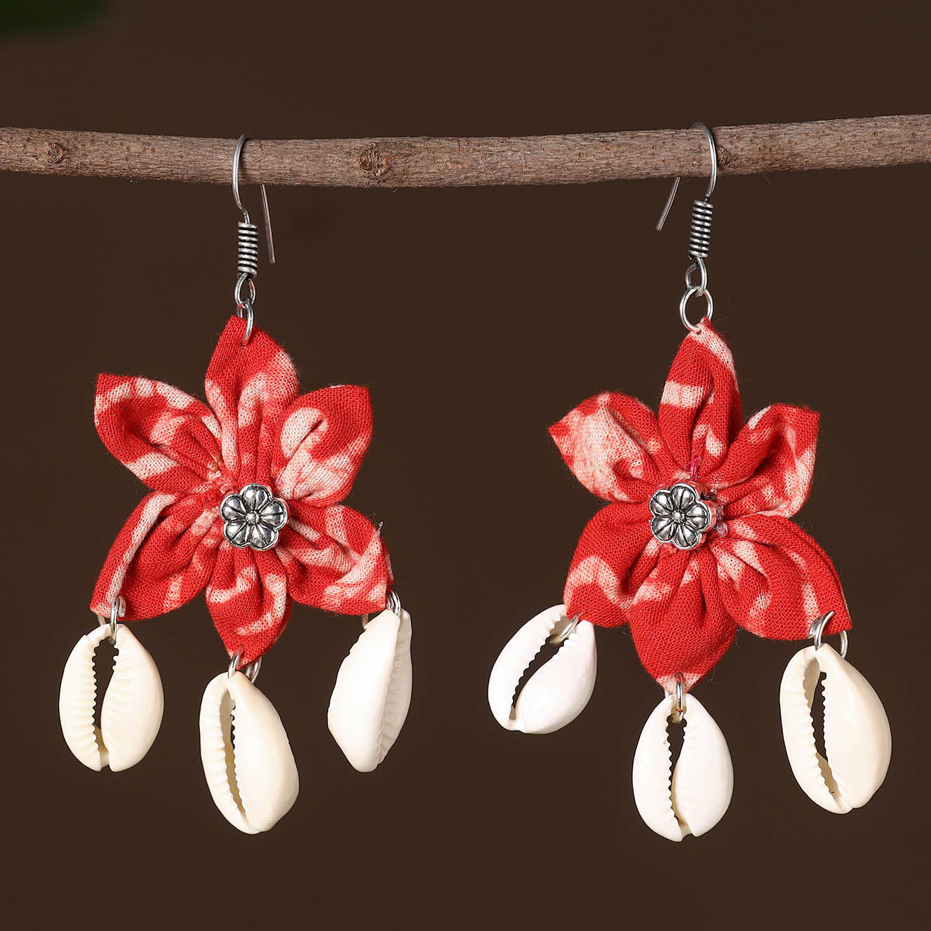 JALPARI Zeenat Fabart Phool Kali Shell Earrings - view 2