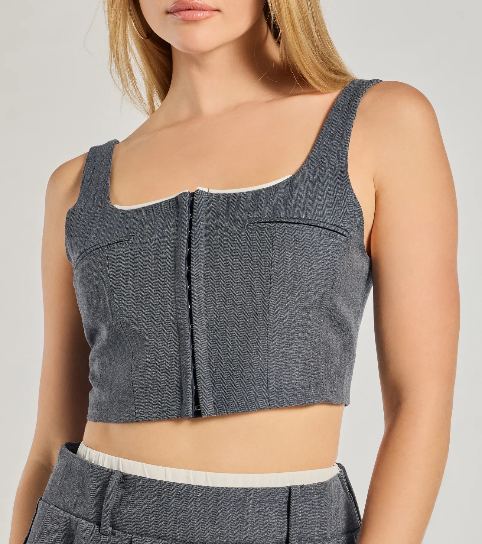 Windsor Keep It Casual Square Neck Cropped Tank Top - view 4