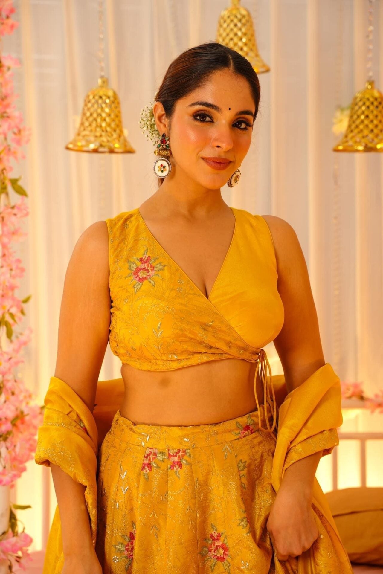 Idaho-o Golden dawn elegance lehenga set – Women's - view 5