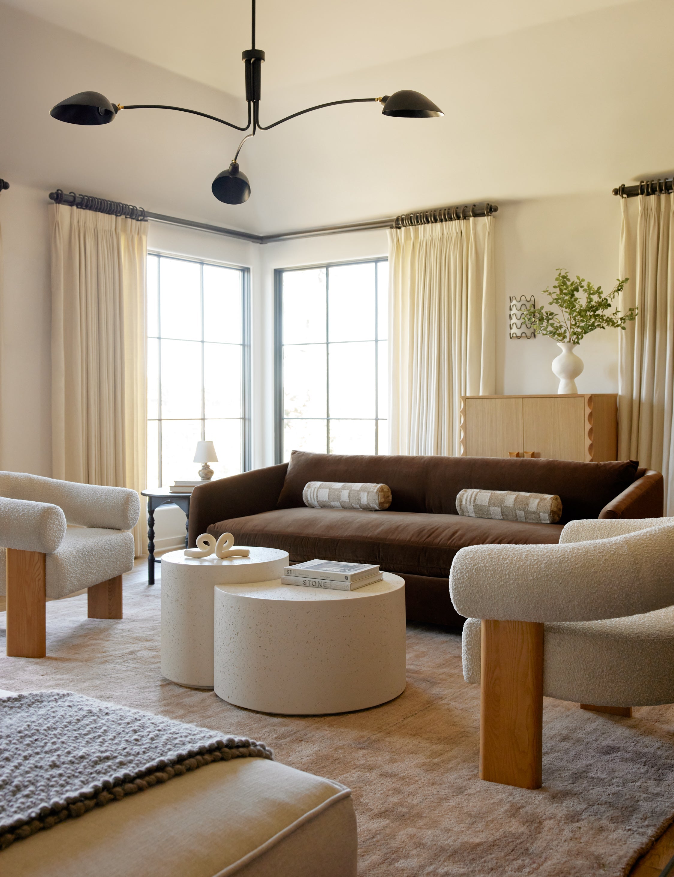 Lulu and Georgia Pugh Chandelier – Black - view 3