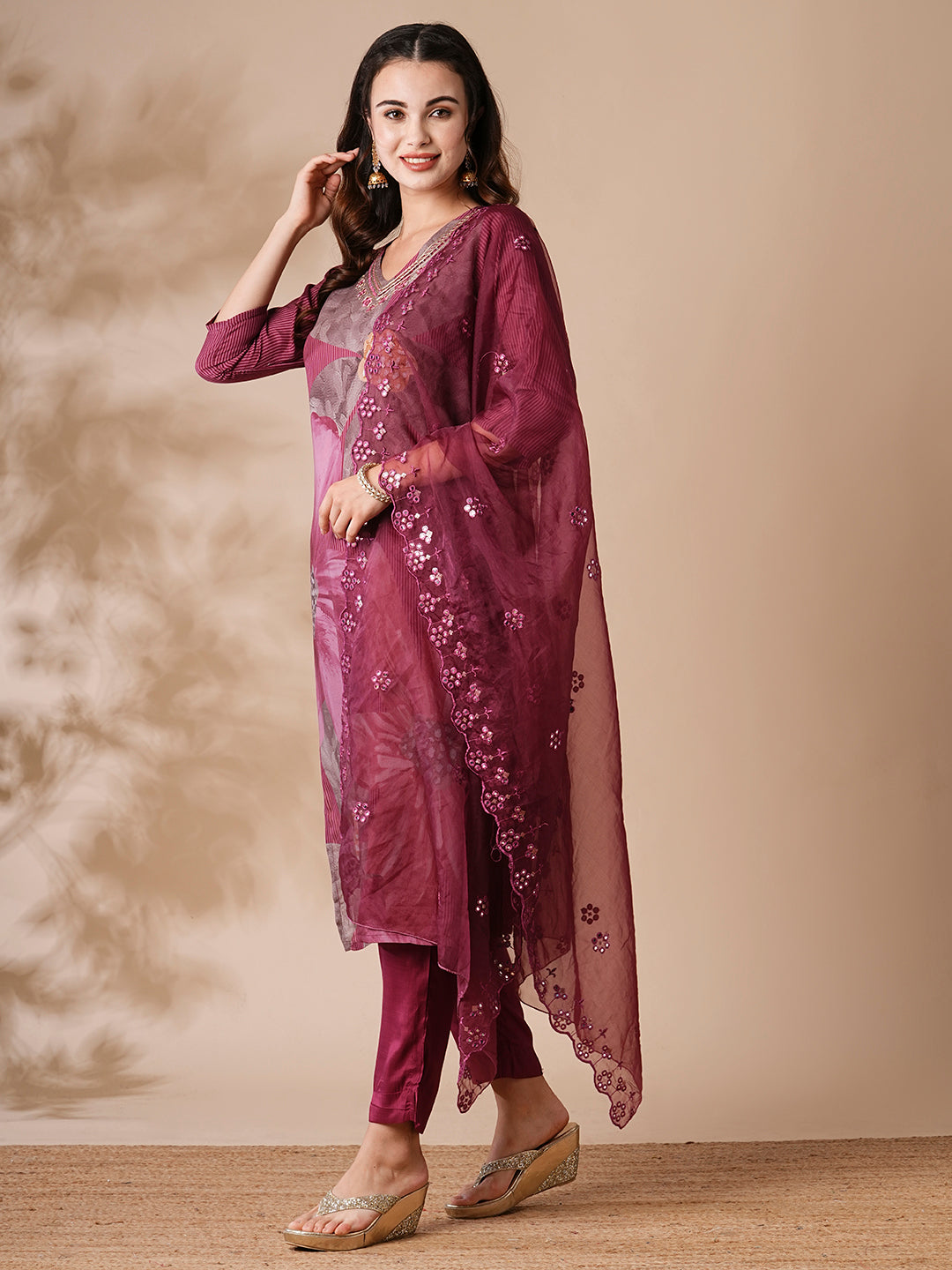 Fashor Floral Printed Mirror Embroidered Kurta with Pants & Embroidered Dupatta - Burgundy - view 4