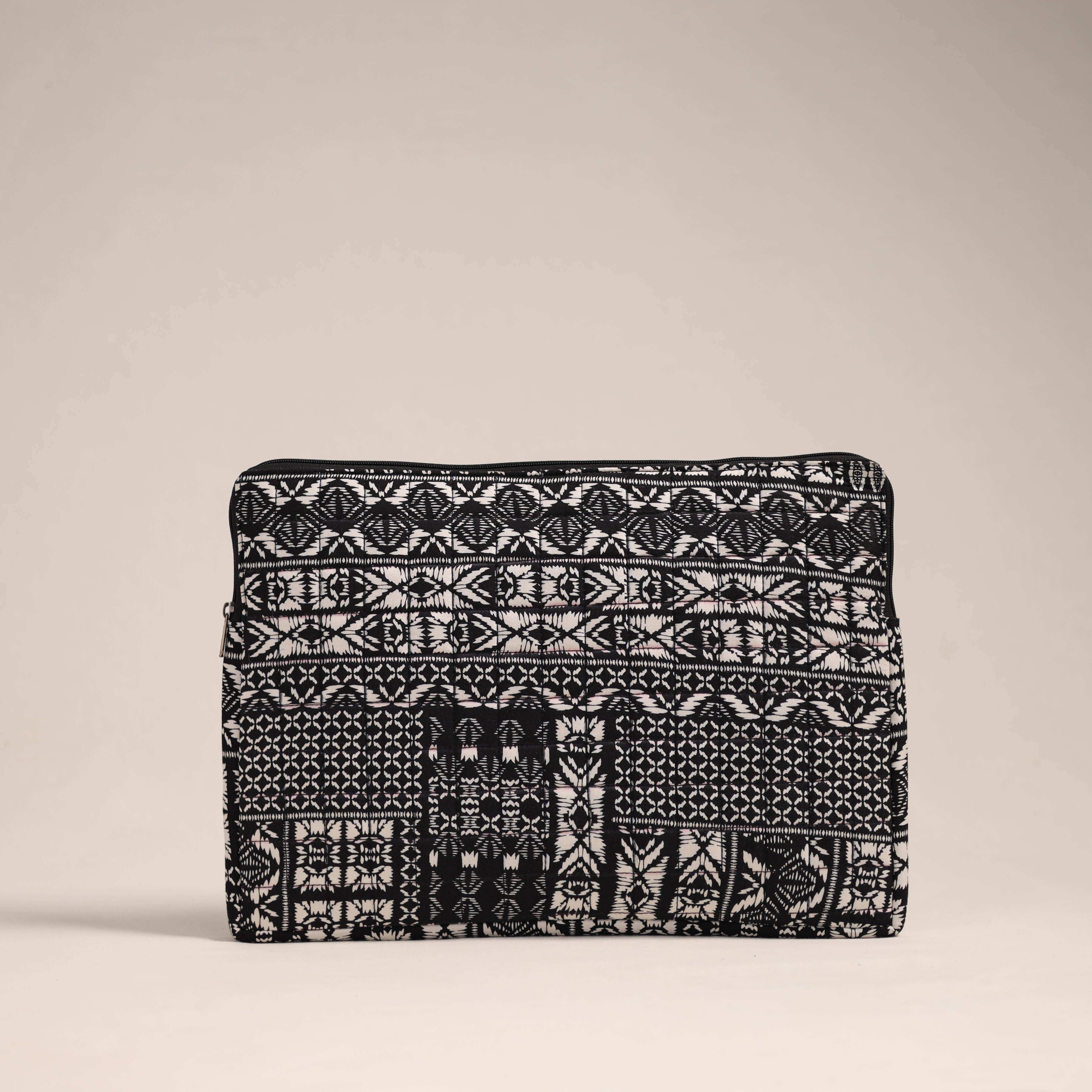 ASALKAAR Black - Handcrafted Quilted Laptop Sleeve (11 x 16 in) 03