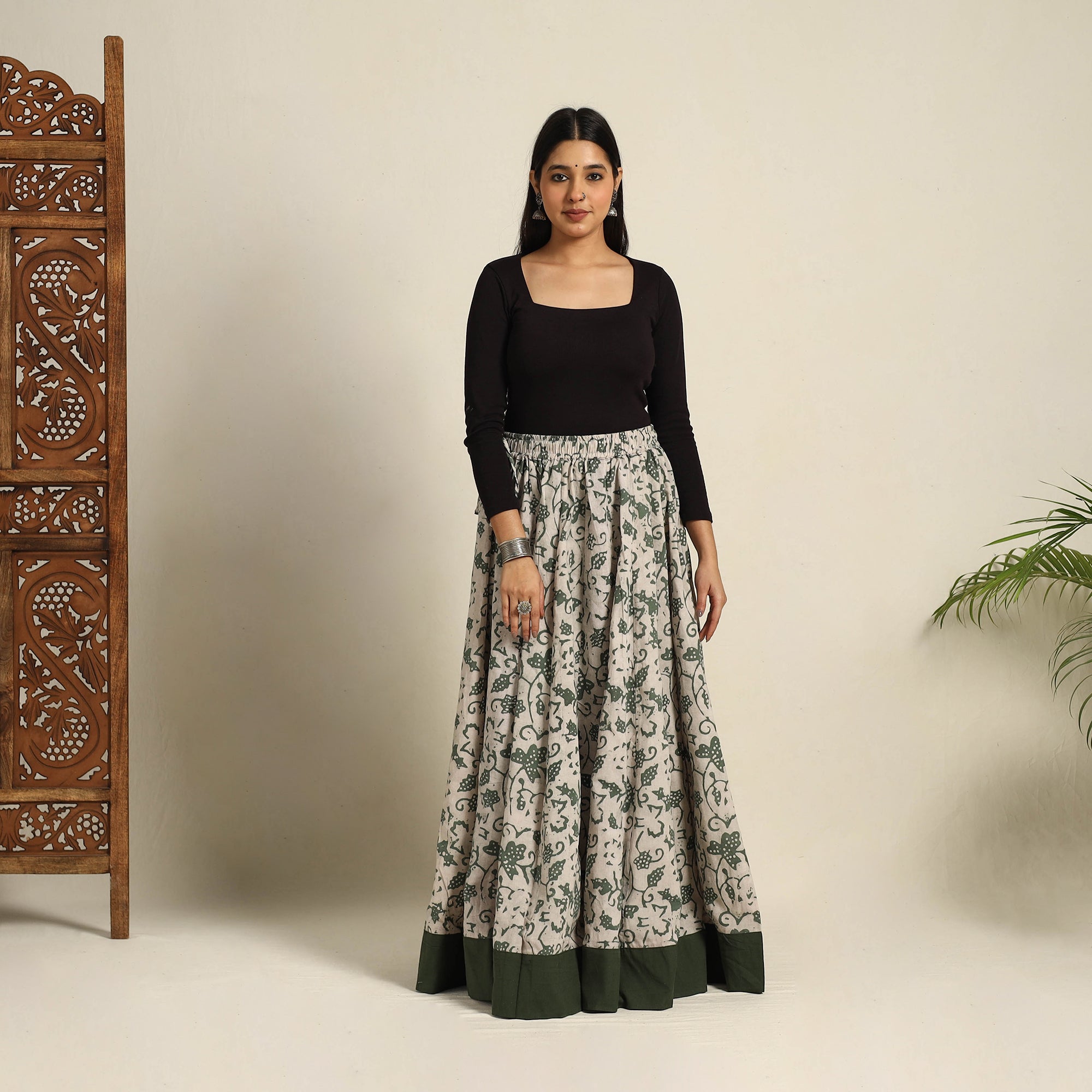 NOORI BAZAR Beige - 24 Kali Patchwork Batik Print Cotton Long Skirt 10