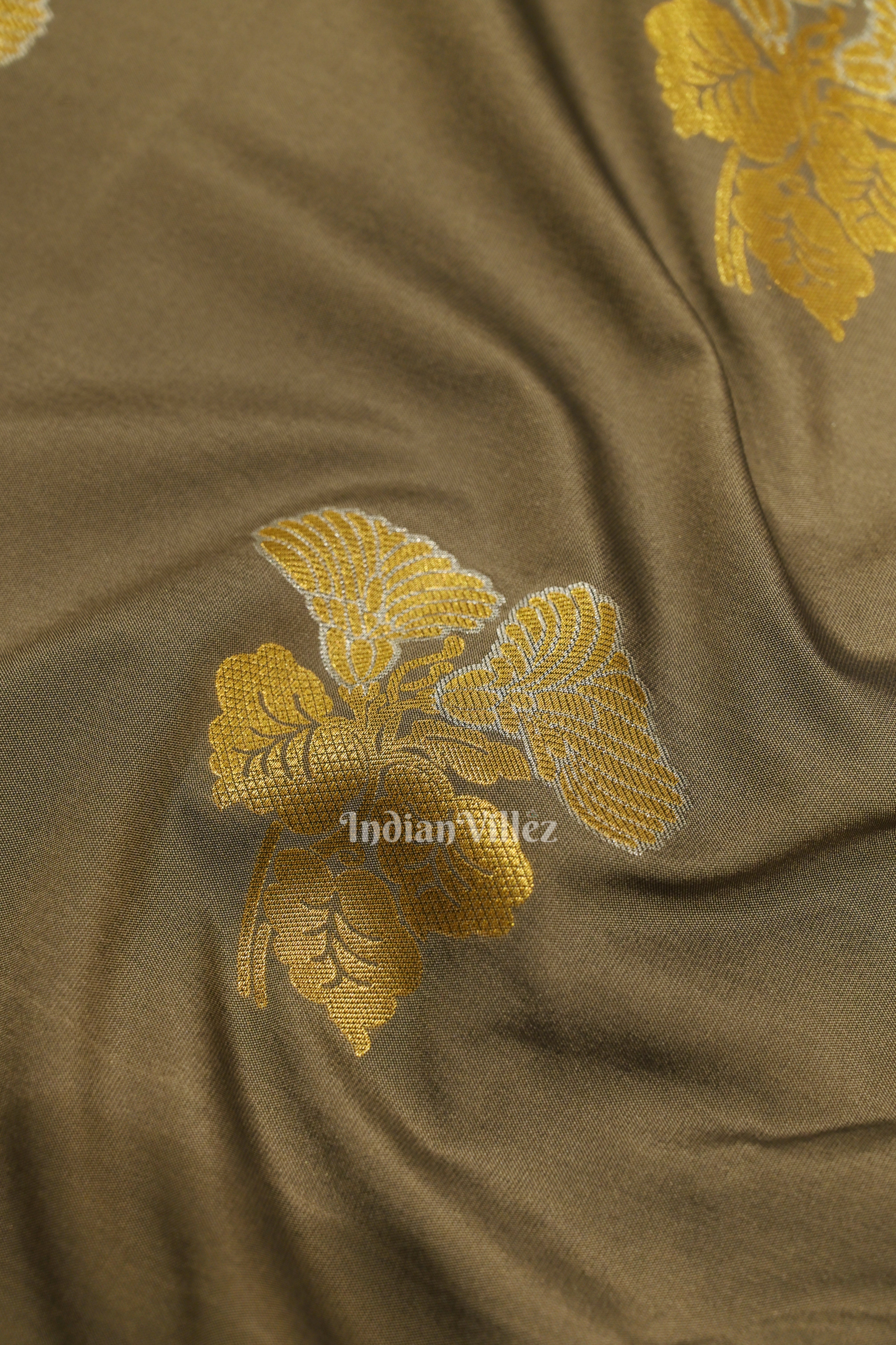 IndianVillèz Dark Gray Pure Brocade Kanjivaram Silk Saree - view 2