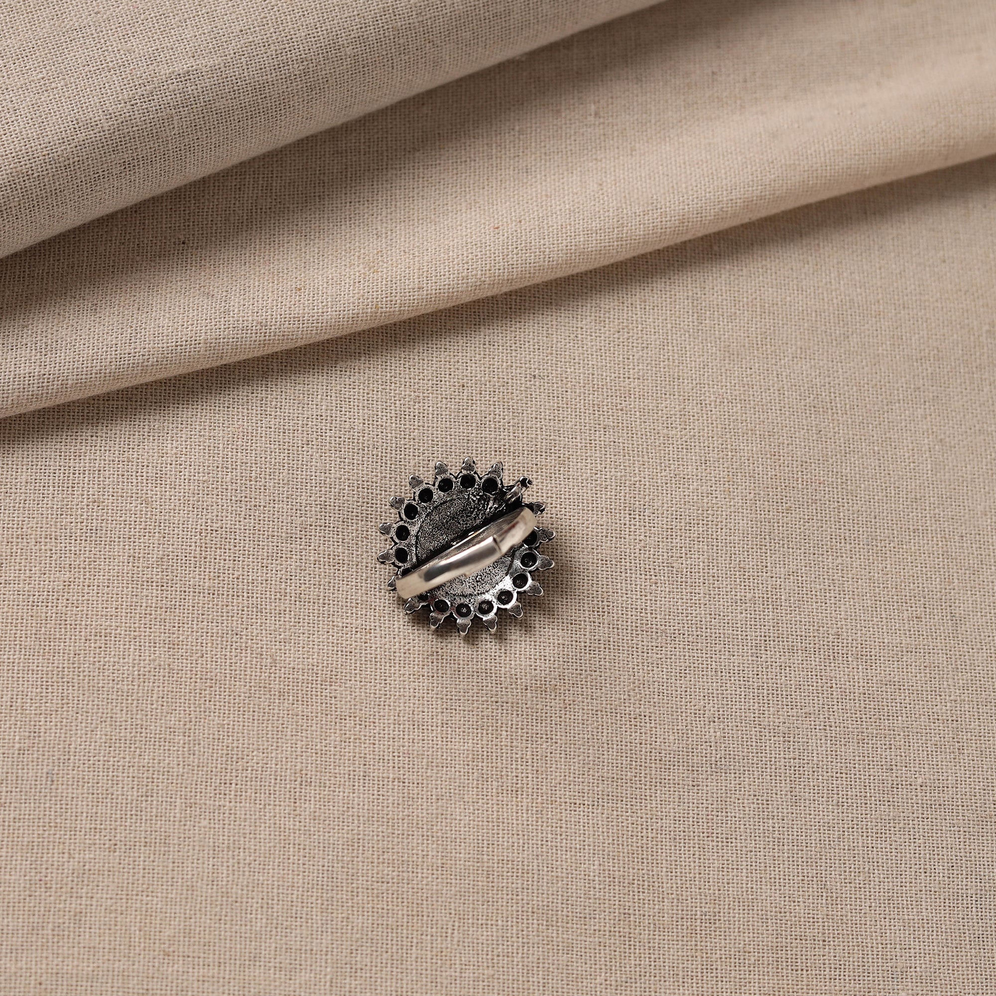 WHITE RIVER STORIES Antique Finish Oxidised White Metal Ring 76 - view 2