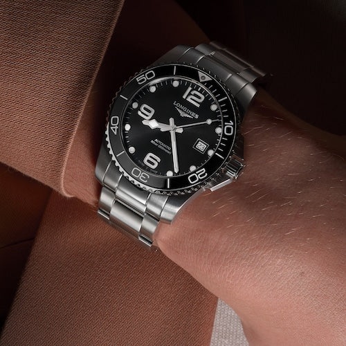 Longines Hydroconquest Sunray Black dial Men 43 mm - view 2
