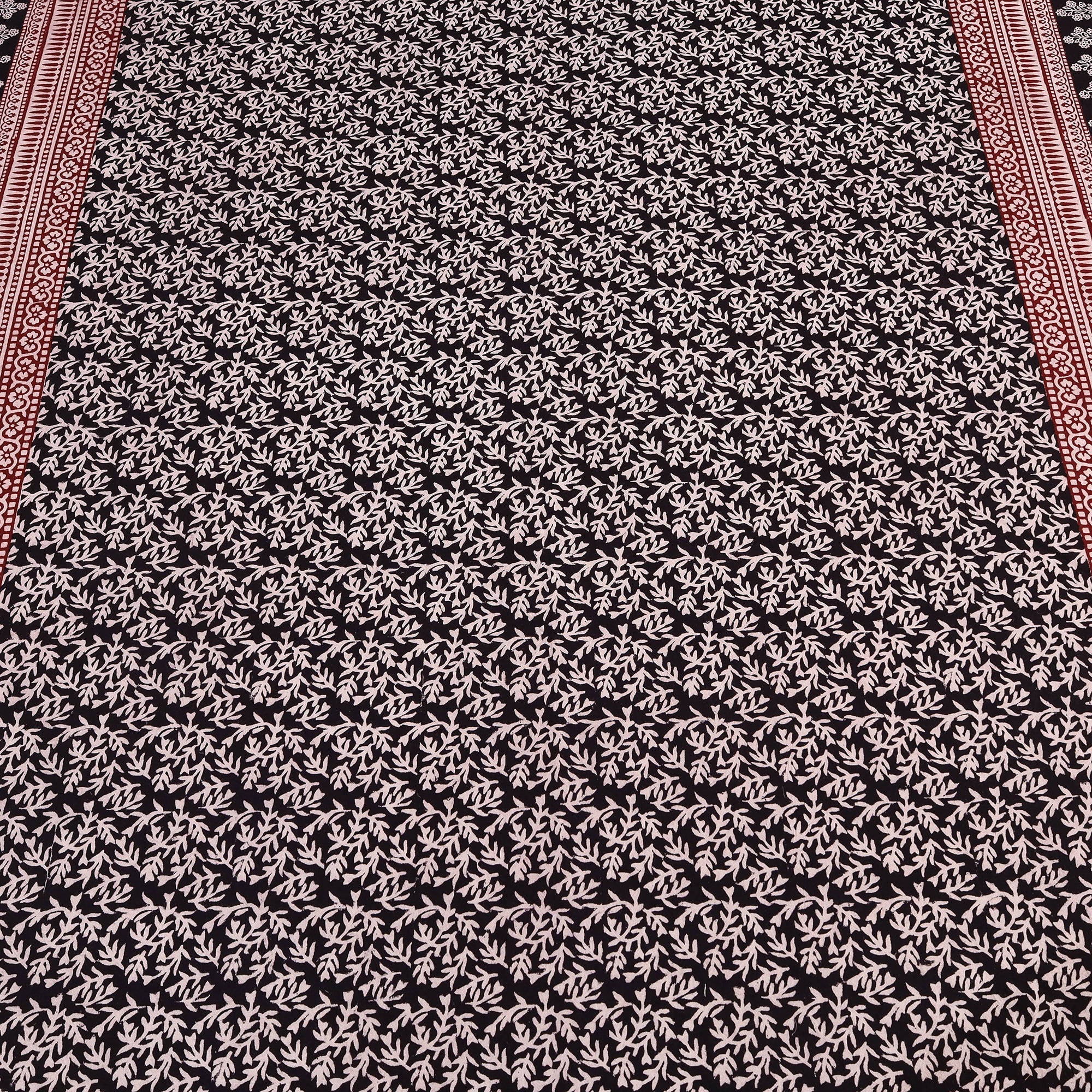BAGH PRINTS BY ANSHAR FARUKH KHATRI Bagh Block Printed Cotton Double Bed Cover with Pillow Covers (112 x 92 in) - view 4