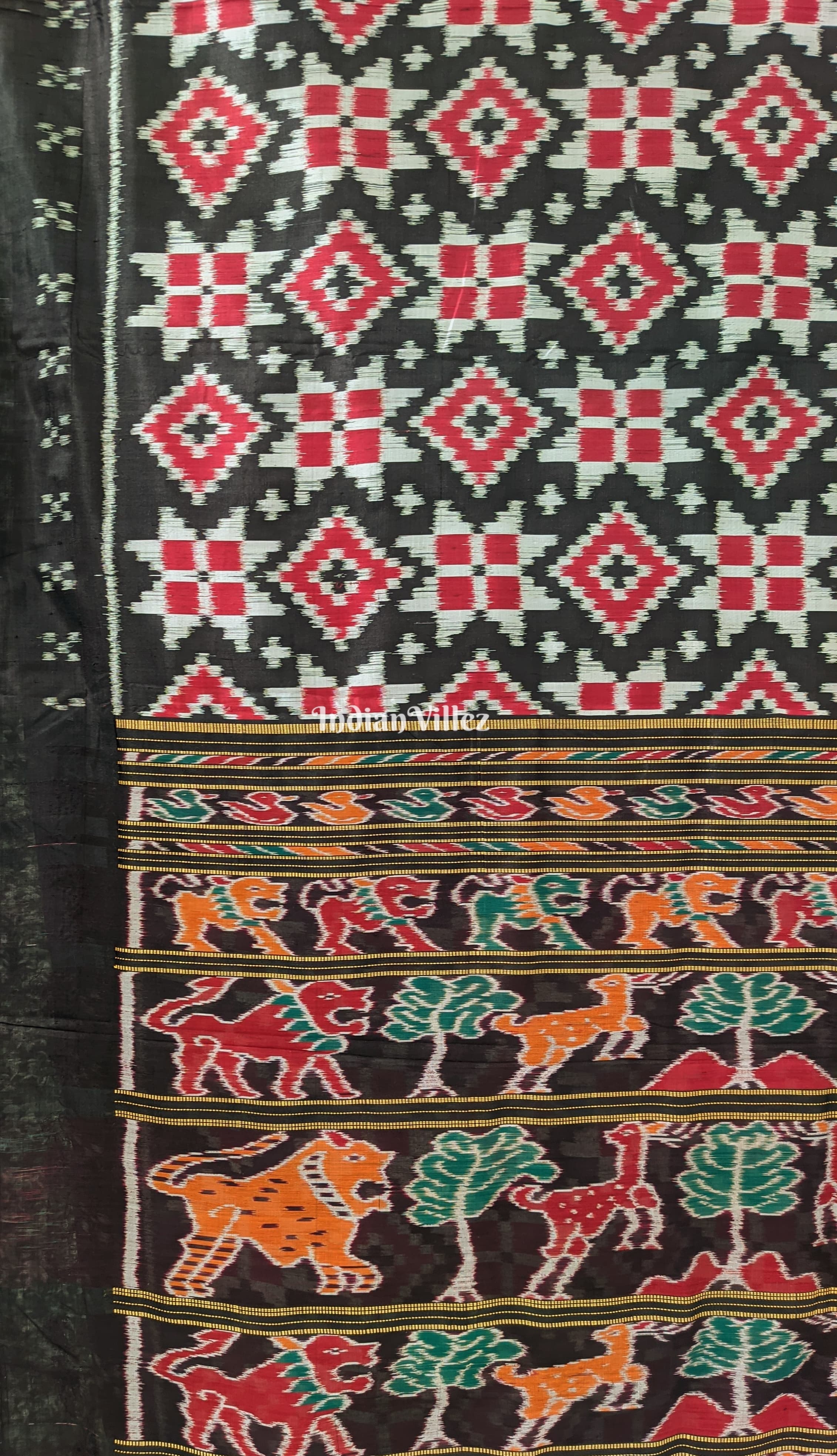 IndianVillèz Black Red Pasapali Odisha Ikat Contemporary Silk Saree with Animal Anchal - view 4
