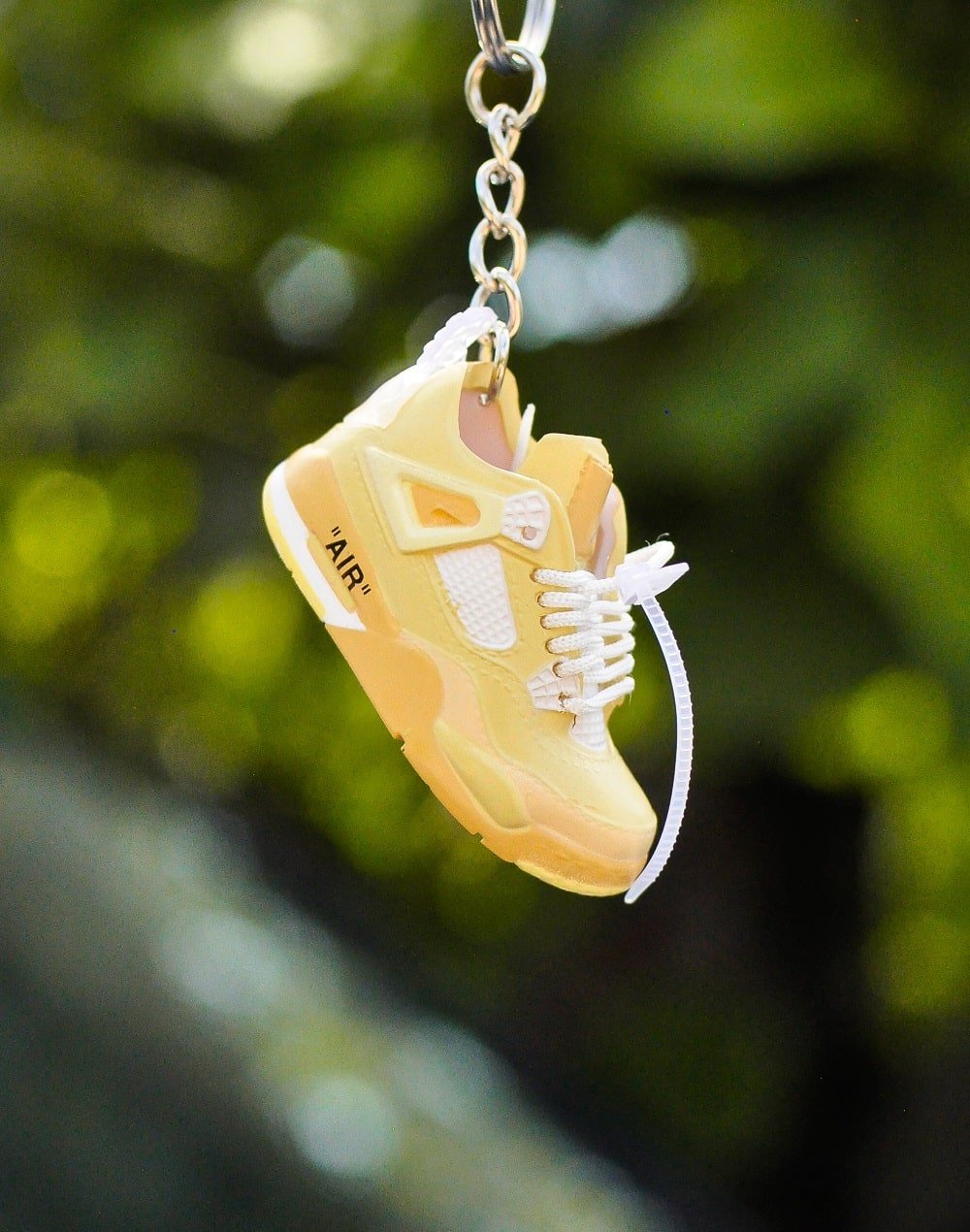 Kicks Machine 3D Sneaker Keychain AJ4 OffWhite Sail - view 2