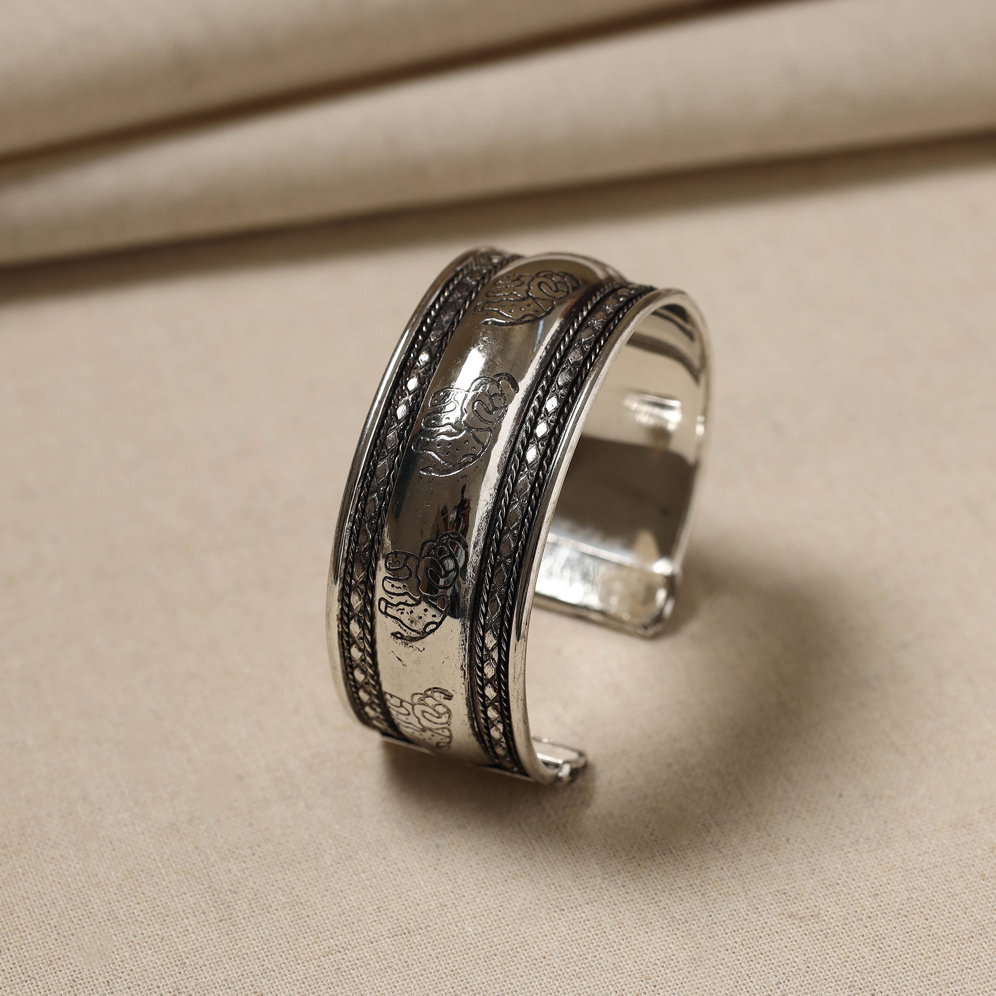 WHITE RIVER STORIES Antique Finish Oxidised German Silver Bangle / Cuff Bracelet (Adjustable) - view 2