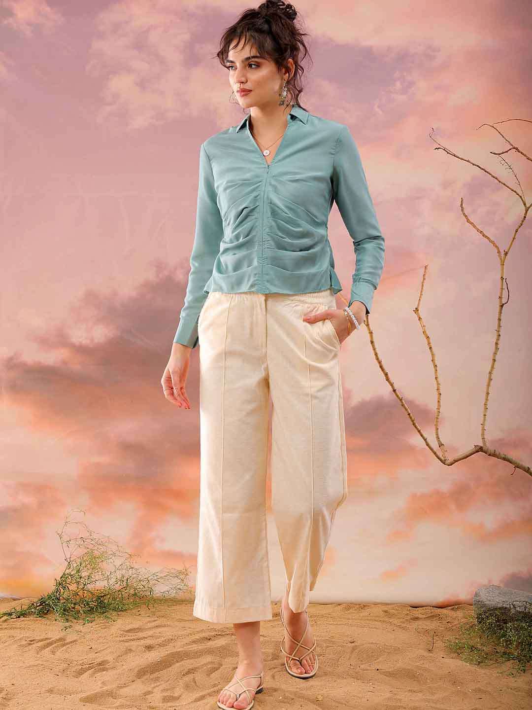 Freehand by The Indian Garage Co Women Solid Top