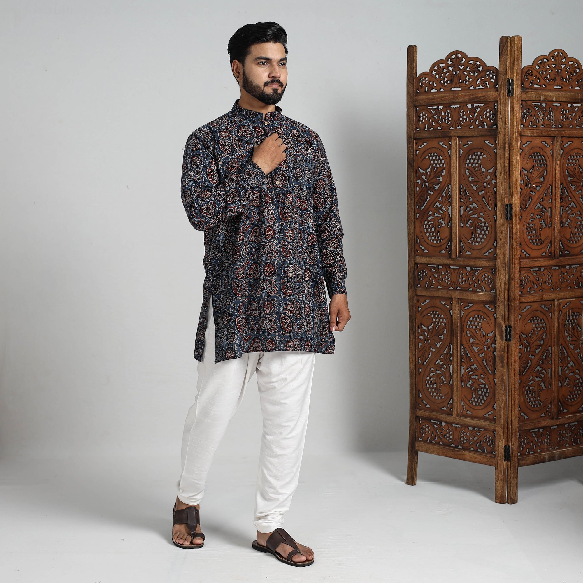 ITOKRI CASUALS Ajrakh Block Printed Cotton Men Short Kurta 09