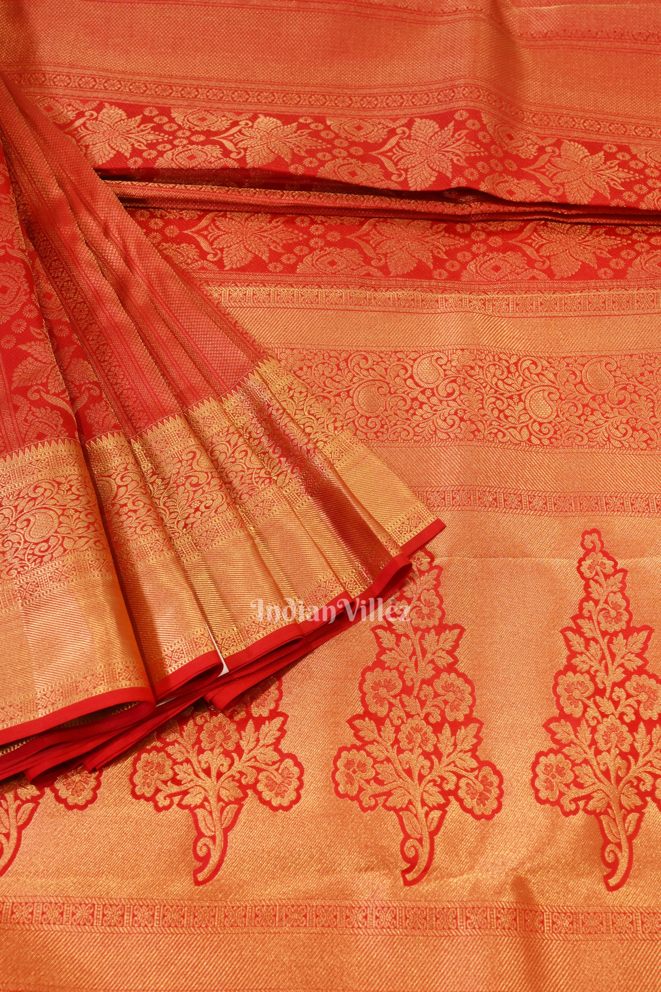 IndianVillèz Red Pure Kanjivaram Silk Saree – Women's