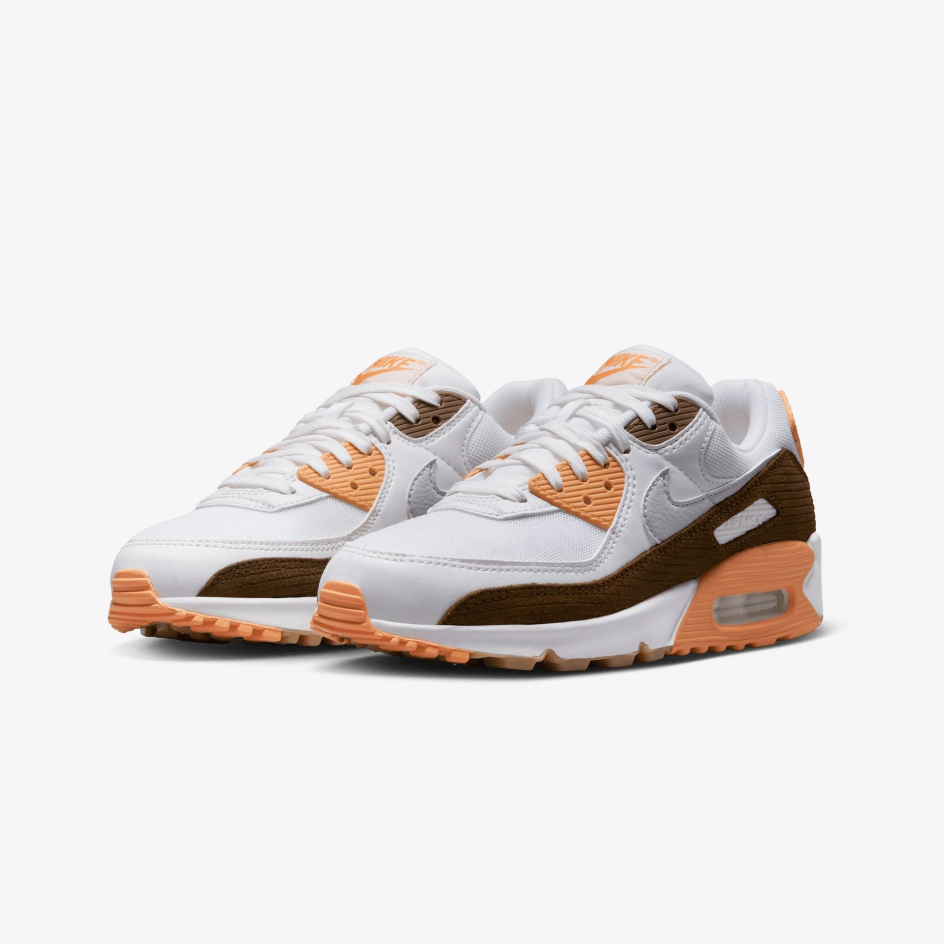 Nike | AIR MAX 90 SE { WHITE/PURE PLATINUM