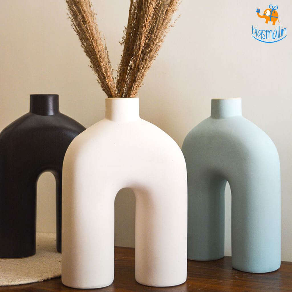 Hollyhock Minimal Ceramic Decorative Vase