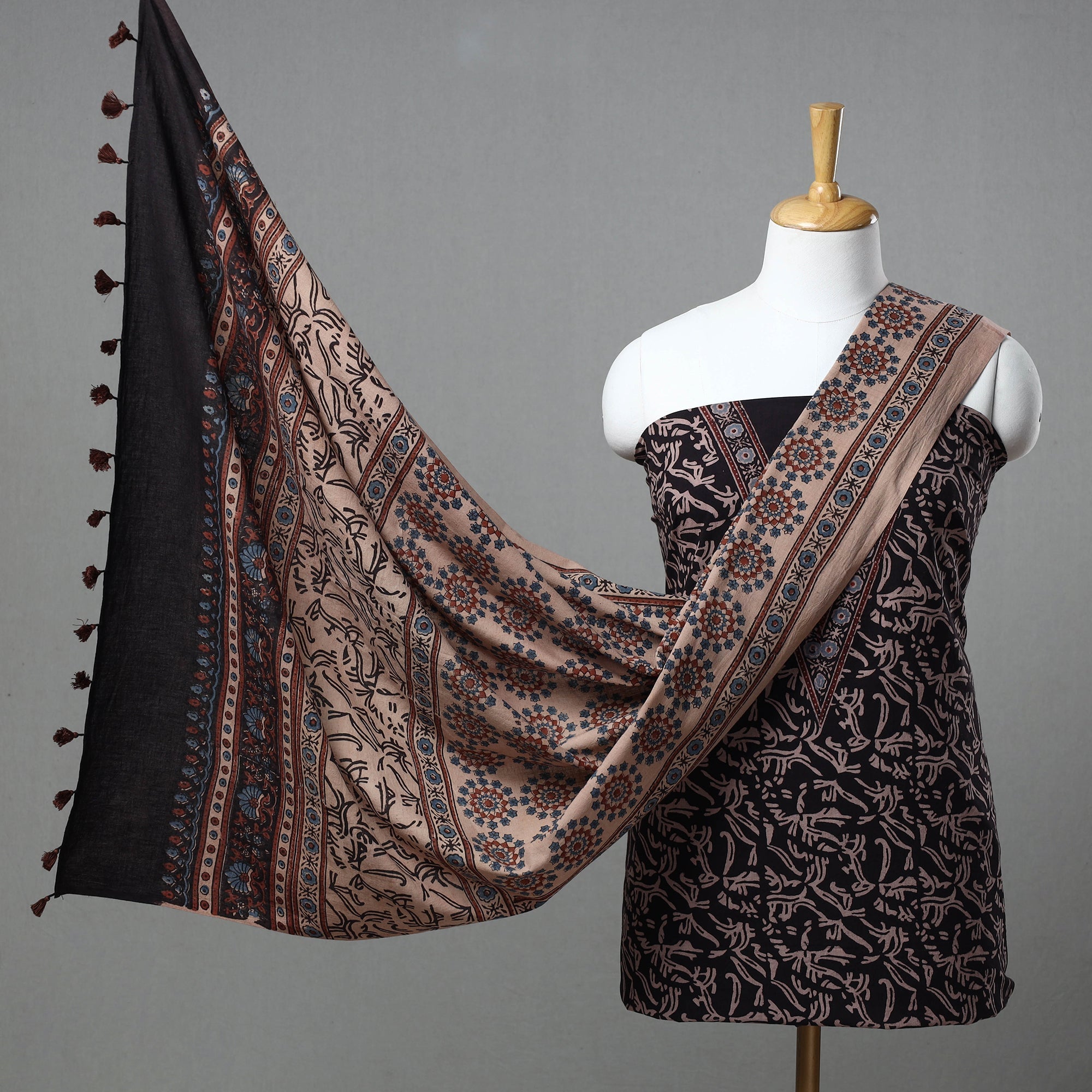 AJRAKH BY JABBAR KHATRI Black - Kutch Block Print Cotton 3pc Ajrakh Dress Material 06