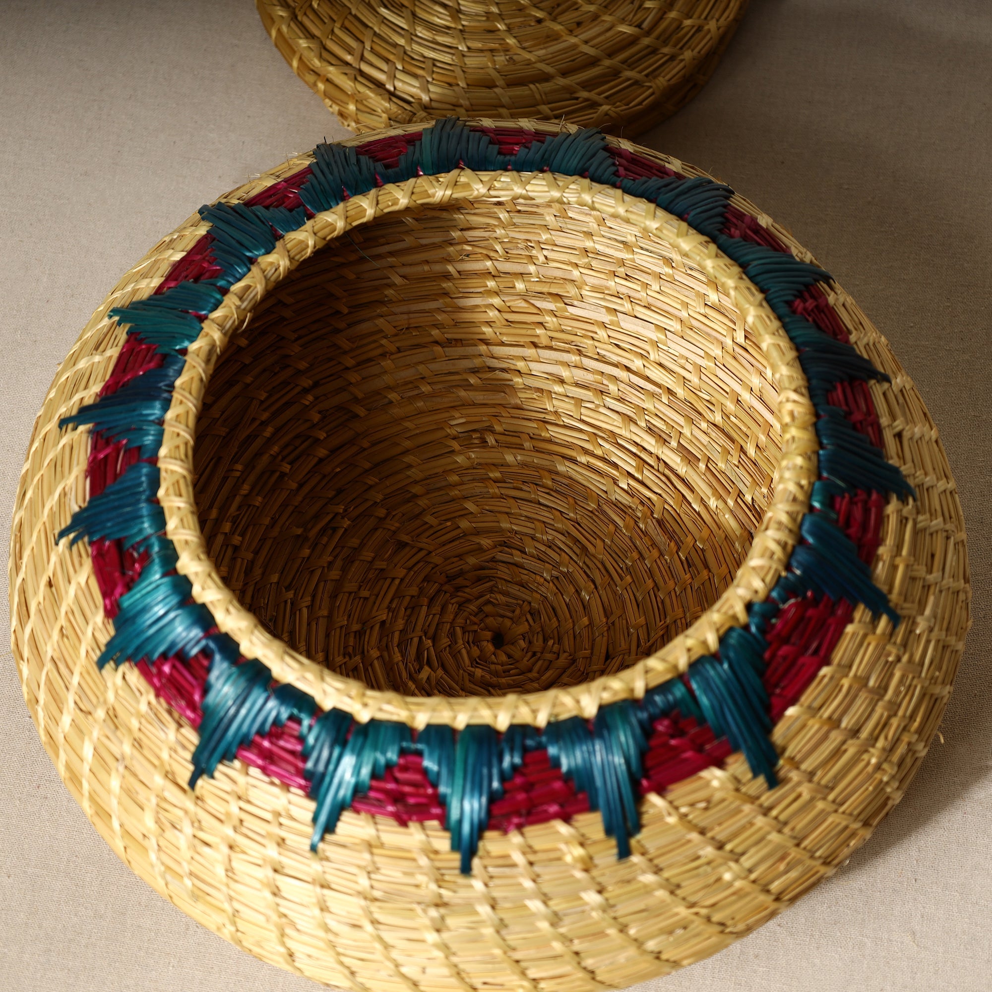 ITOKRI CRAFTS INITIATIVE Beige - Handmade Sikki Grass Multipurpose Basket with Lid (Big) - view 5
