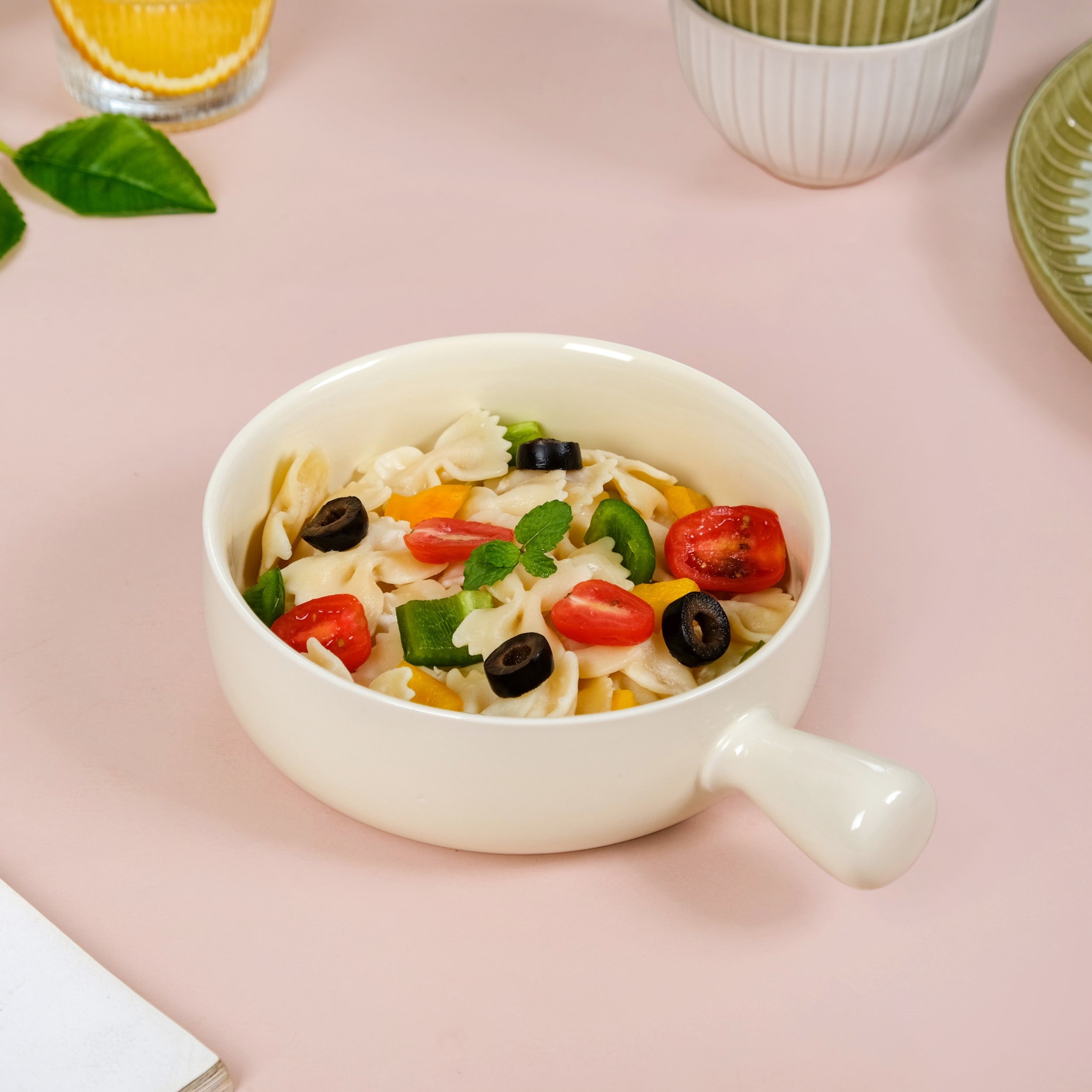 Nestasia Pastel Cream Ceramic Bowl With Handle 650ml