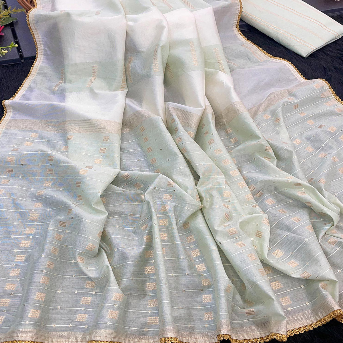 Peachmode Light Pista Green Zari Woven With Sequins Work Tussar Silk Saree With Lace Border - view 2