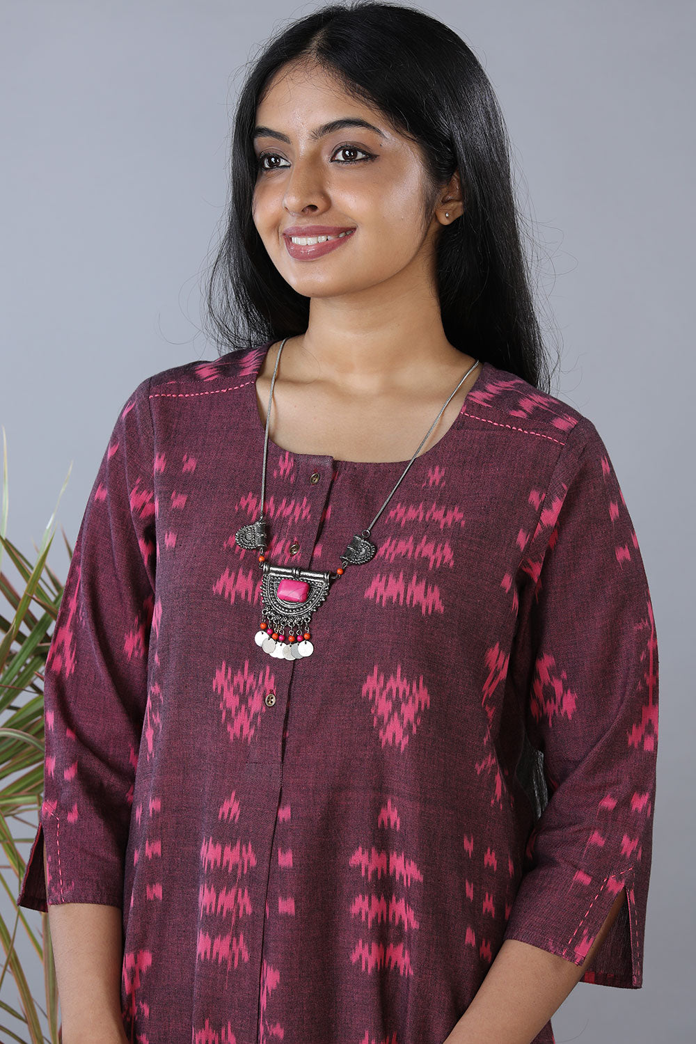 Kalanjali Ethnics Cotton pochampally ikkat kurta - view 2