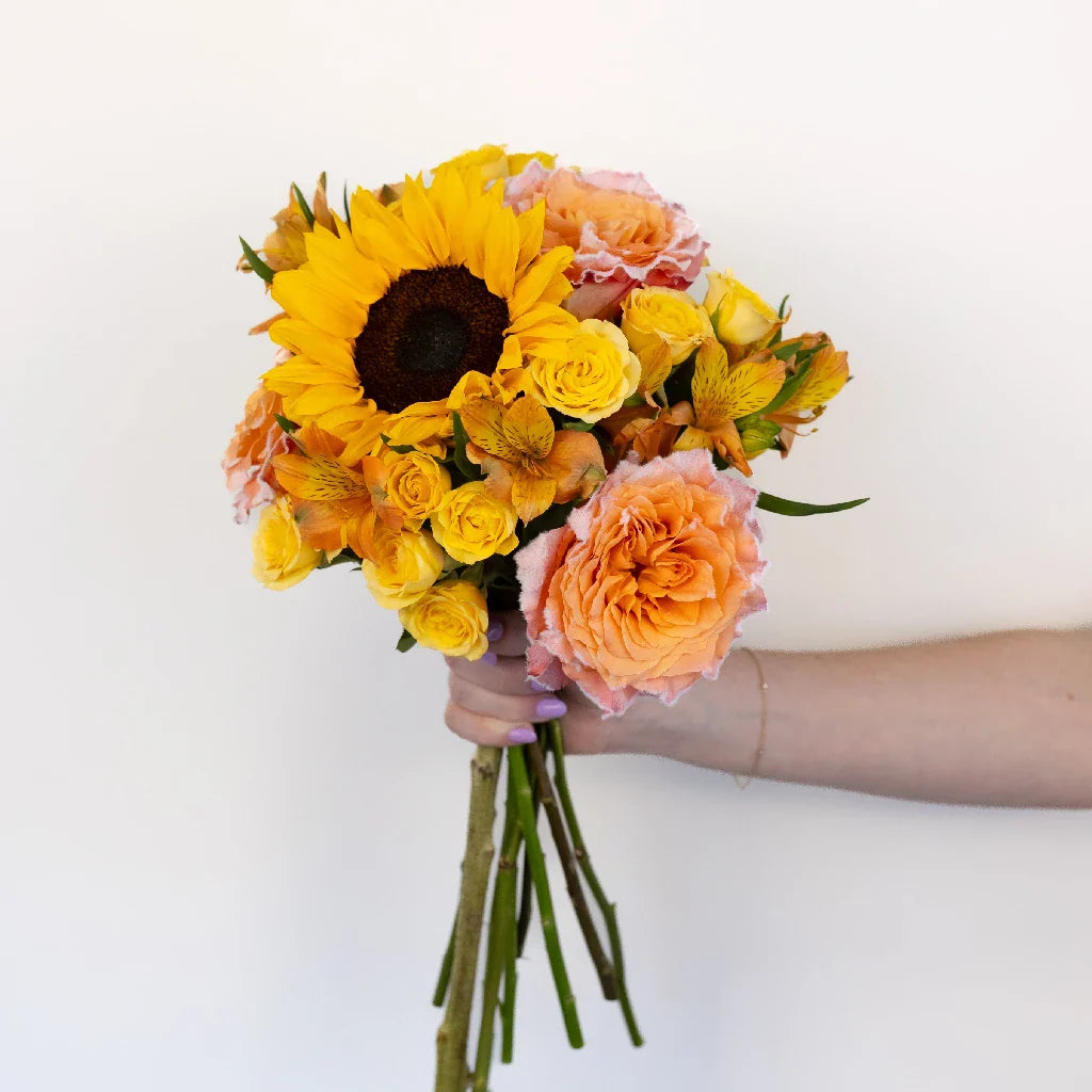 FiftyFlowers Sunny Fuzzy Flower Bouquet Bar Kit