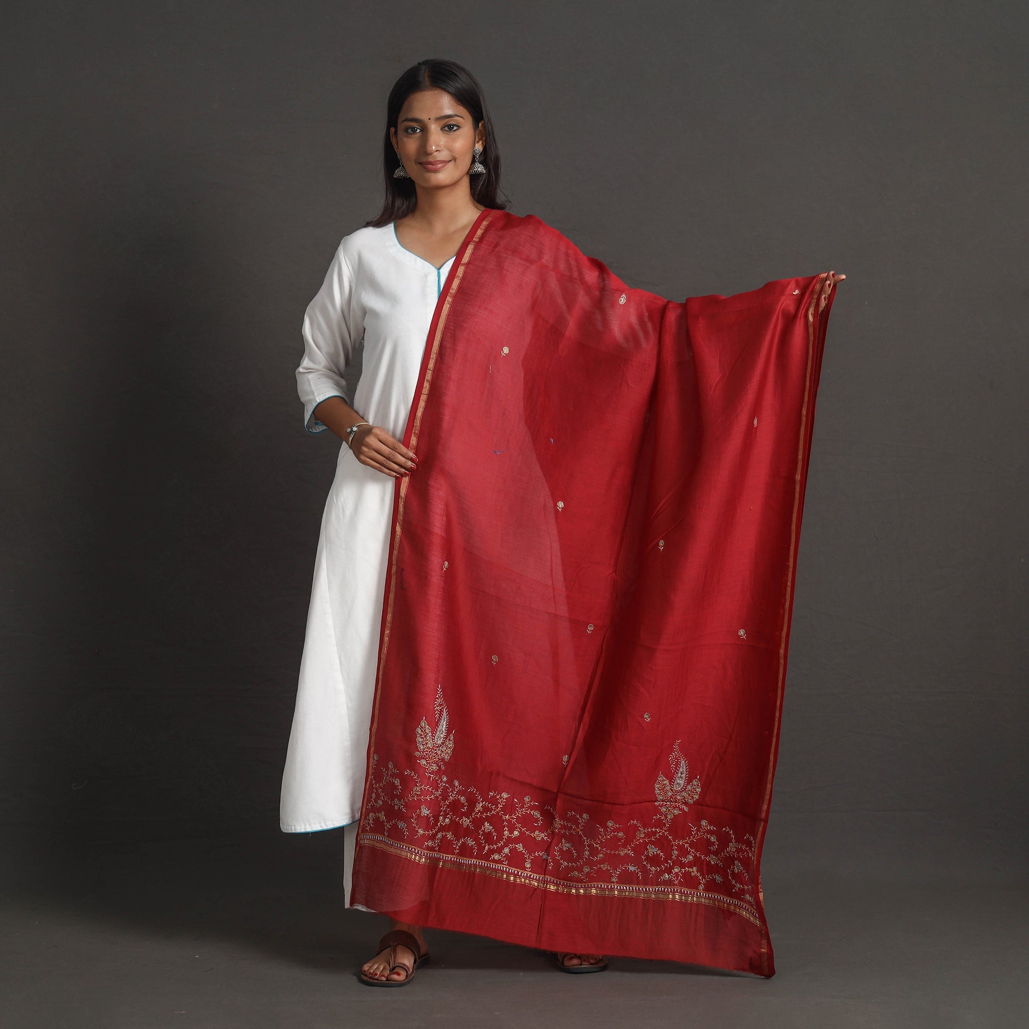 ITOKRI CRAFTS INITIATIVE Handloom Chanderi Silk Kashida Embroidery Dupatta 05