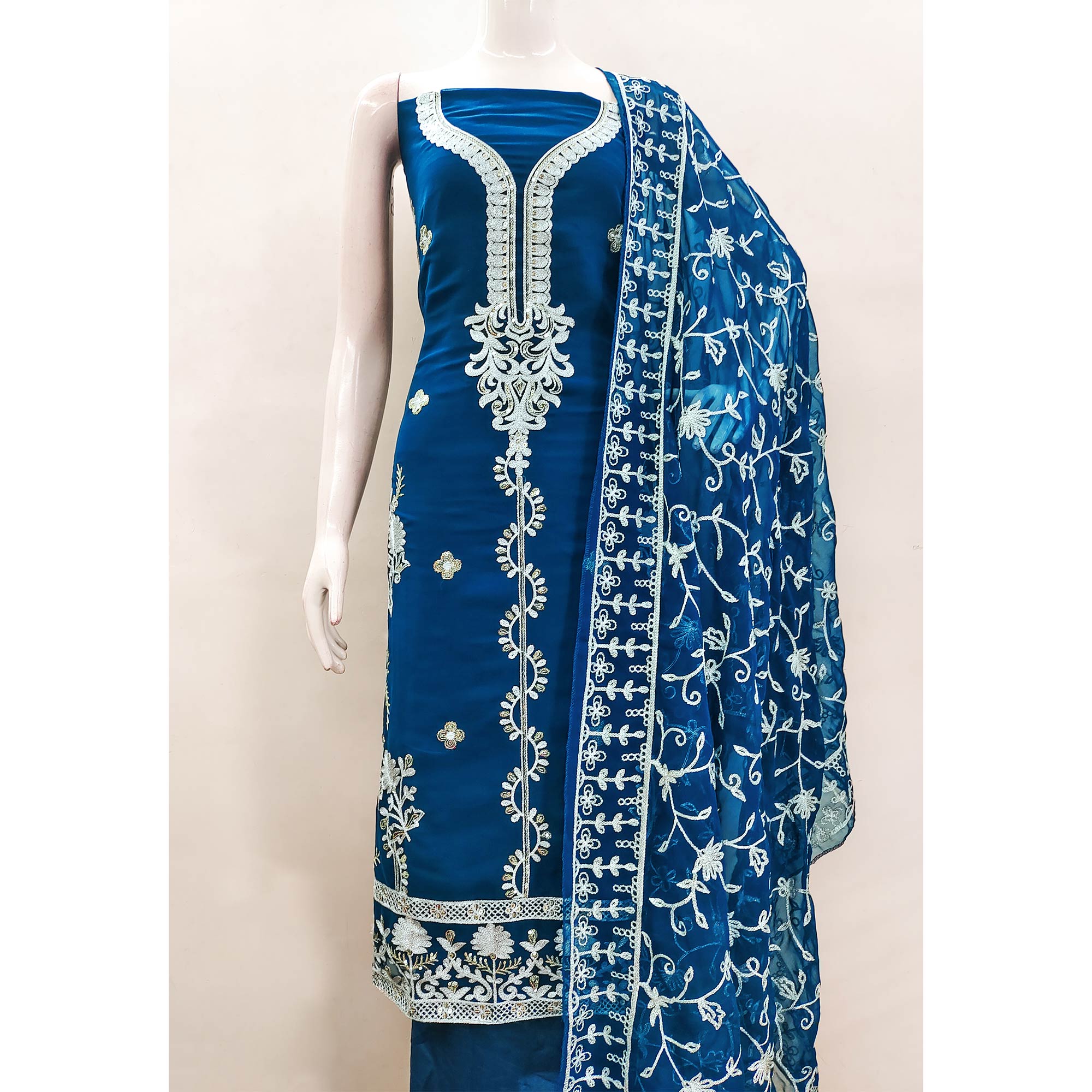 Peachmode Morpich Floral Sequins Embroidered Georgette Dress Material - view 5