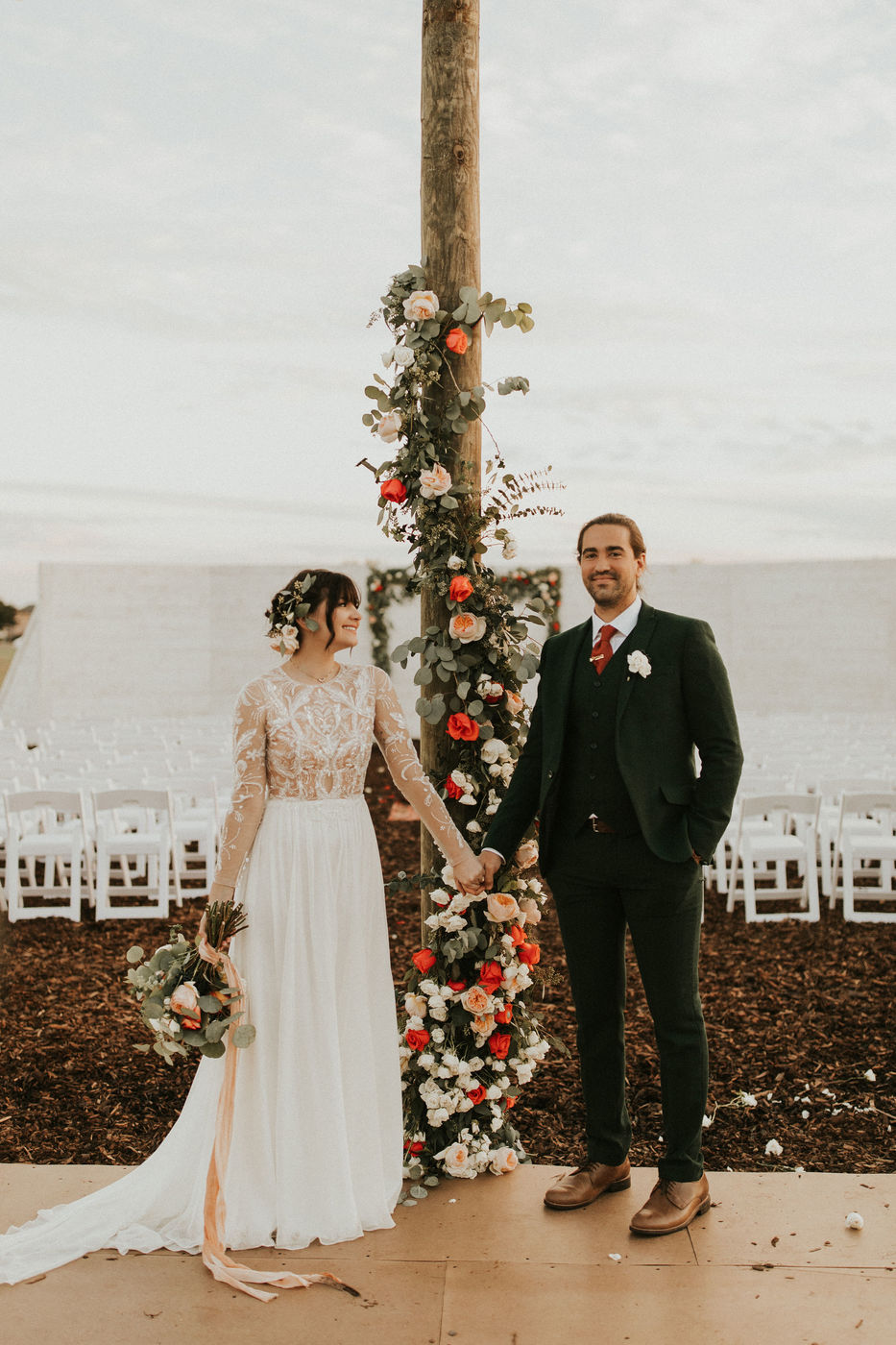 fiftyflowers.com Romantic and Organic Wedding - view 3