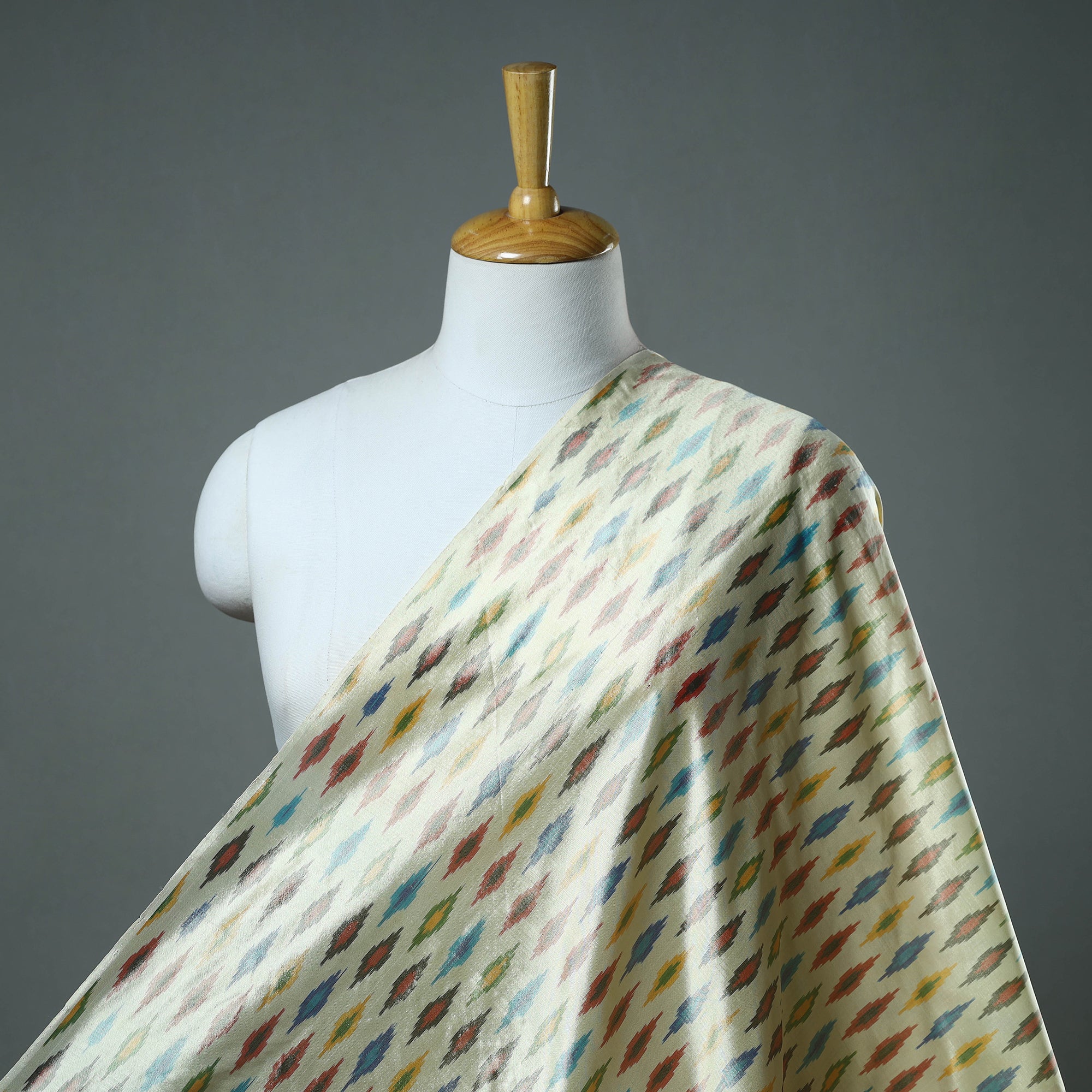 SOUTH KARGHA Beige - Pure Handloom Mulberry Silk Pochampally Ikat Fabric 20