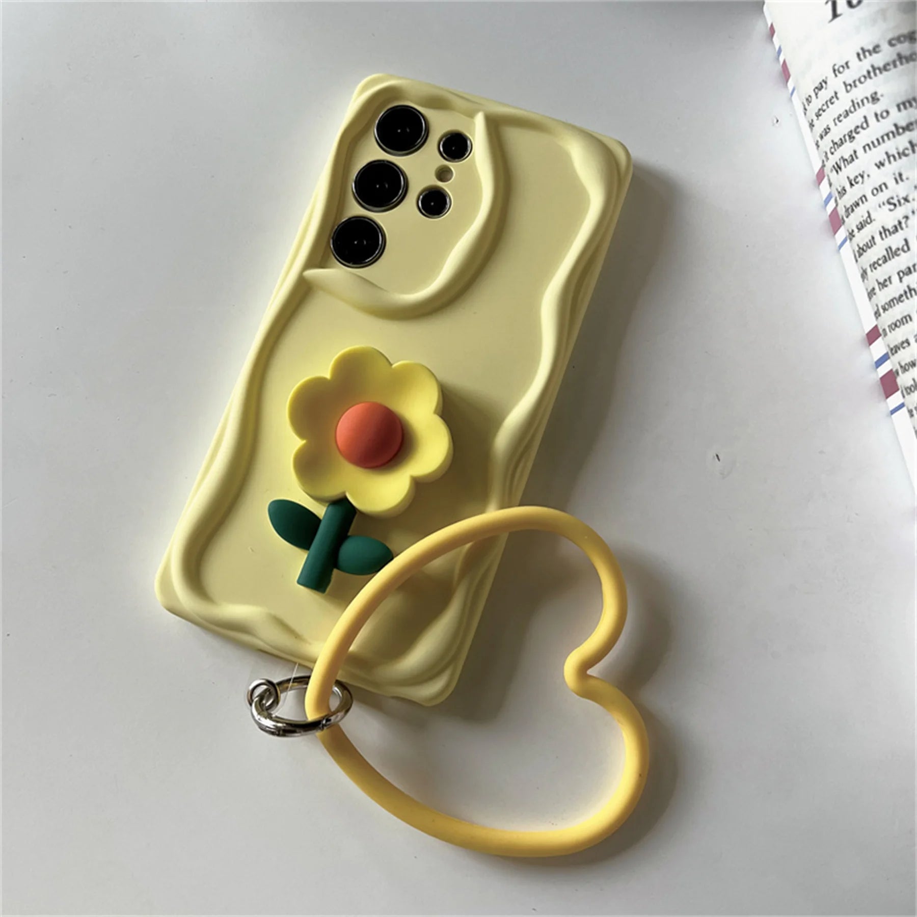 Peeperly Heart Love Flower Case with Bracelet - Samsung
