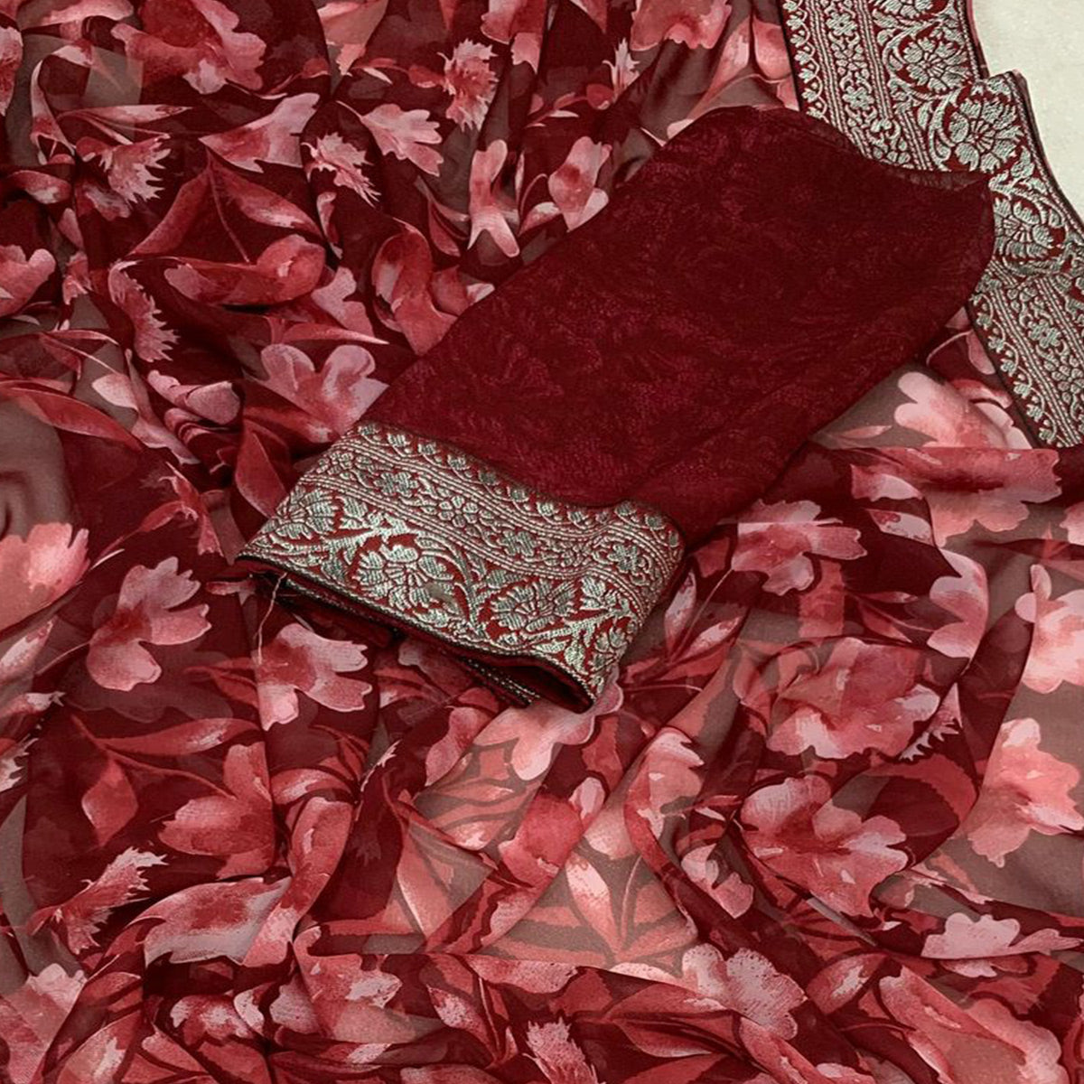 Peachmode Maroon Floral Printed Georgette Saree With Woven Border - view 2
