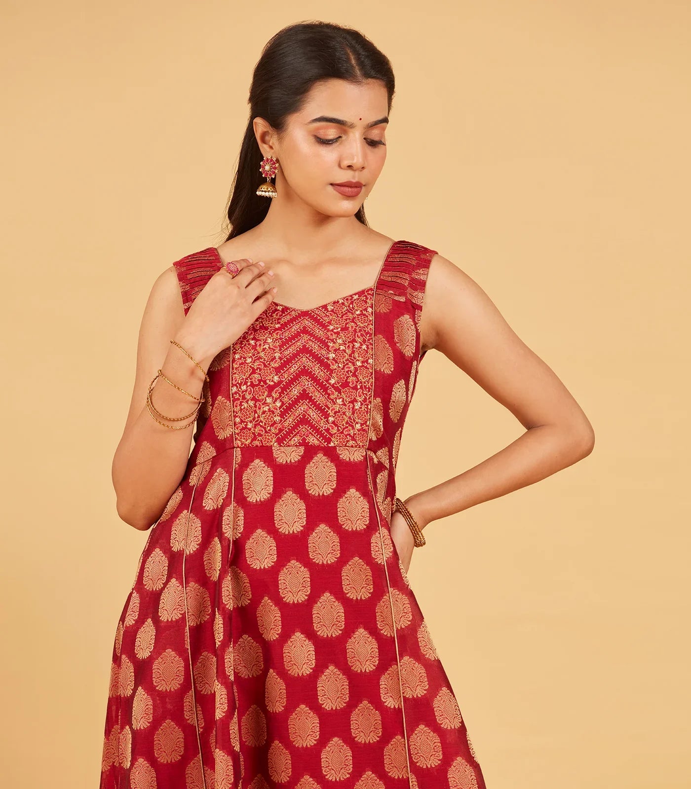RmKV Maroon And Gold Brocade Kurta - view 2