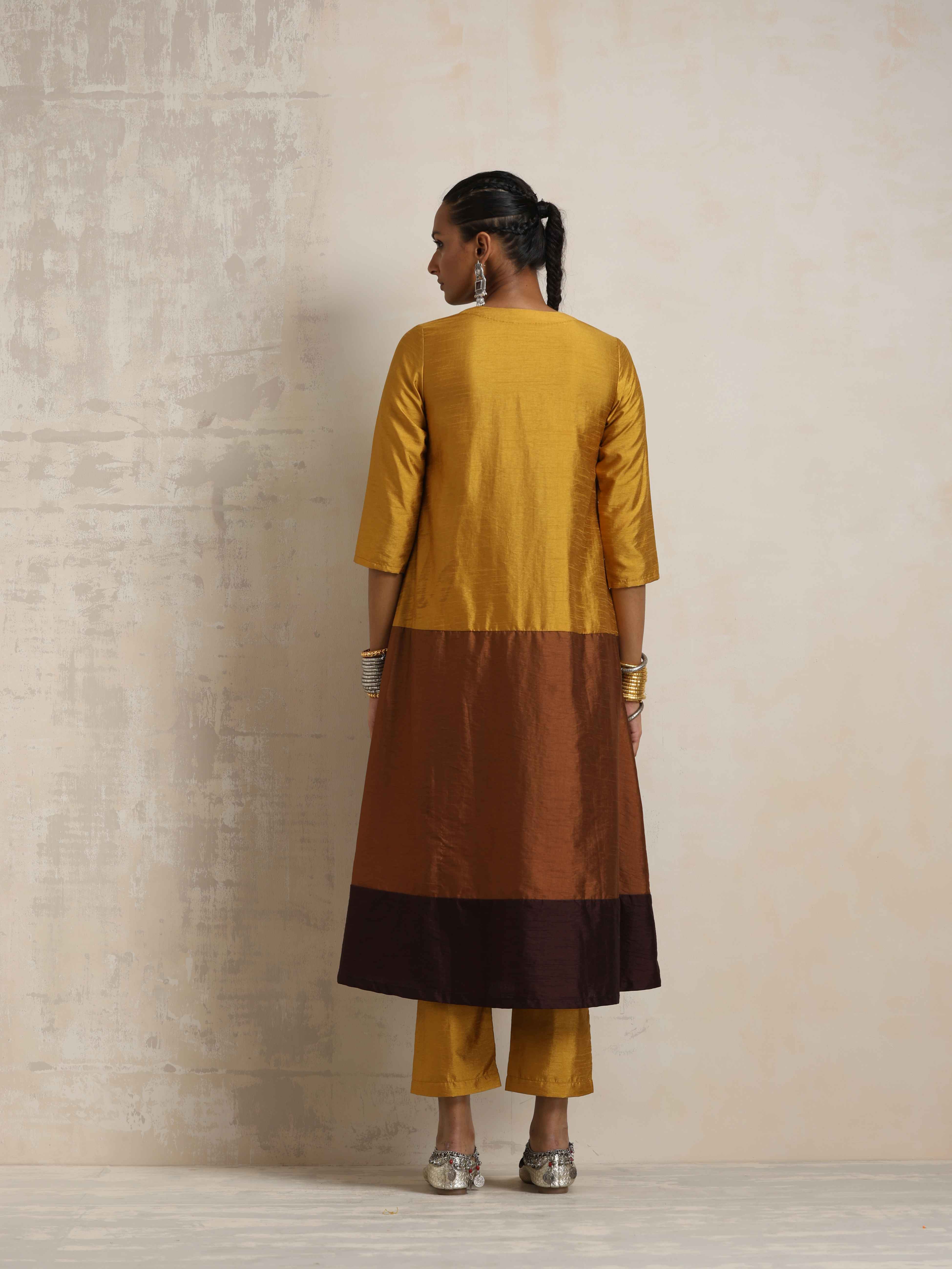 trueBrowns Gold Brown Silk A-line Kurta Set - view 7