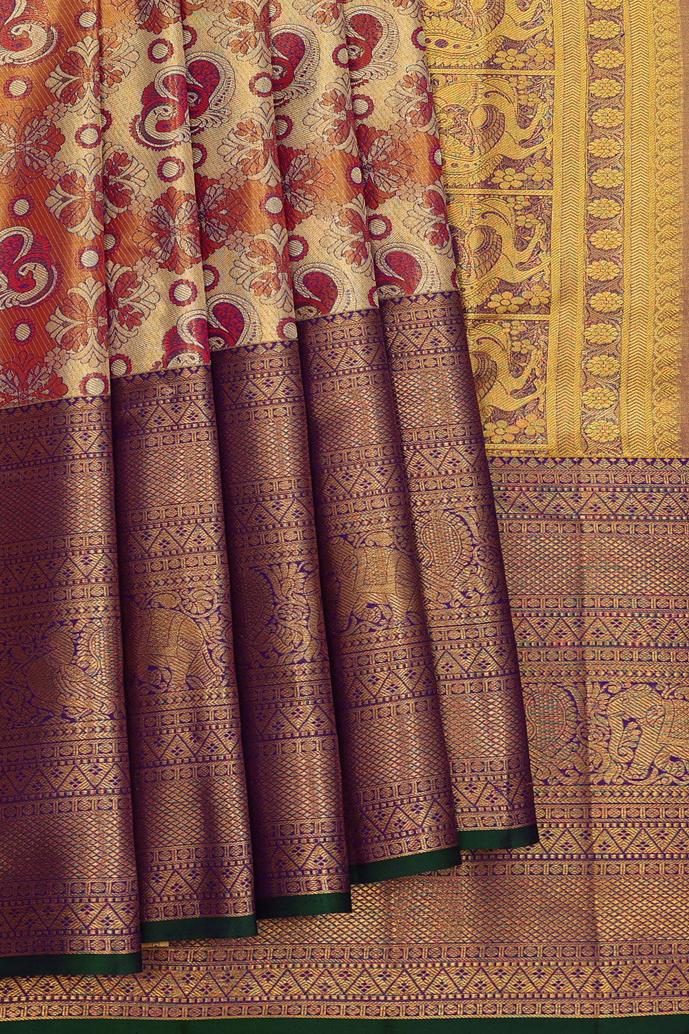 Kalanjali Kanchipattu An Ethereal Silver-Purple Saree