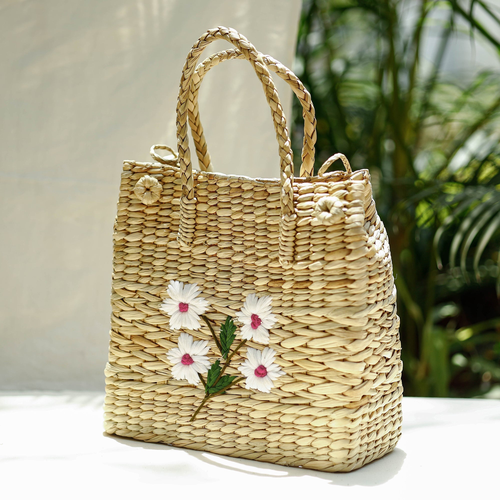 ITOKRI CRAFTS INITIATIVE Beige - Handcrafted Natural Water Reed Embroidered Shopping Bag - view 3