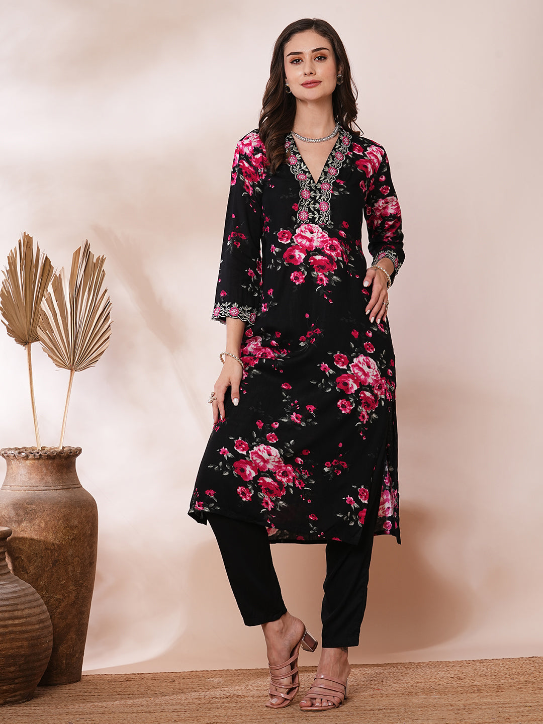 FASHOR Floral Printed & Embroidered Straight Fit Kurta with Pant - Black