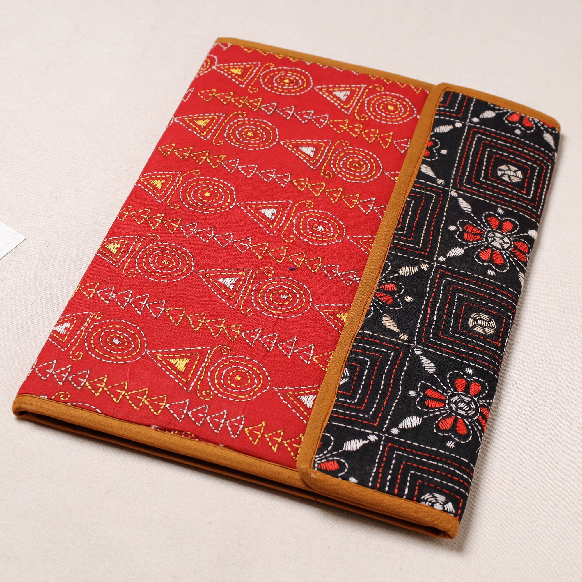 ASALKAAR Bengal Kantha Work Handcrafted File Folder - view 2