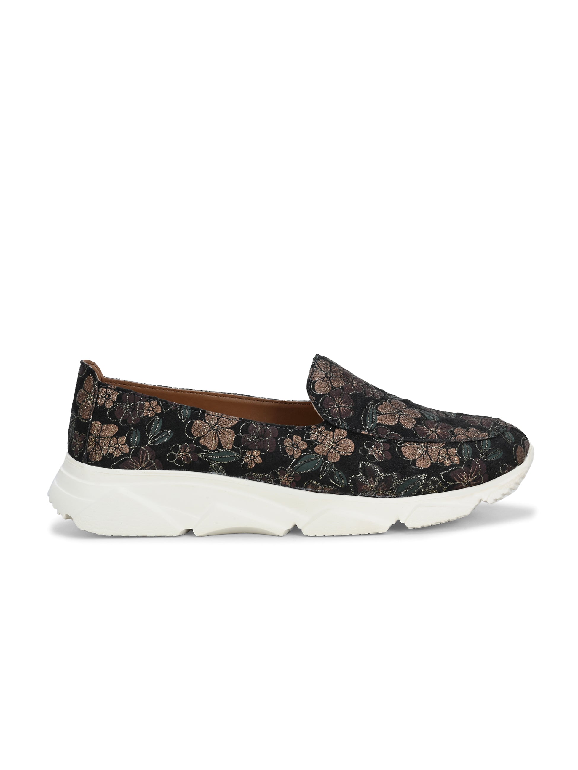 ladybossbyegoss Sneakers by Lady Boss x Egoss - view 5