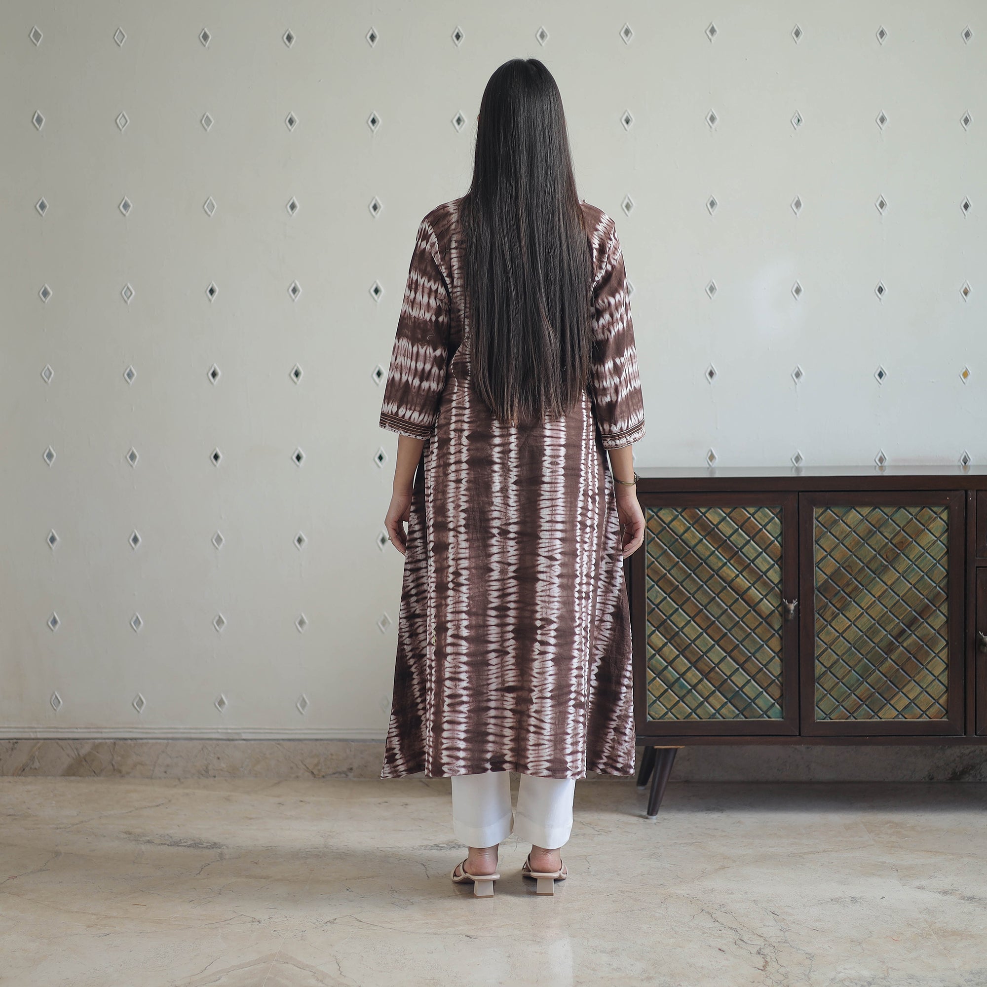 ITOKRI CASUALS Brown - A-Line Tie & Dye Cotton Shibori Kurta 05 - view 5