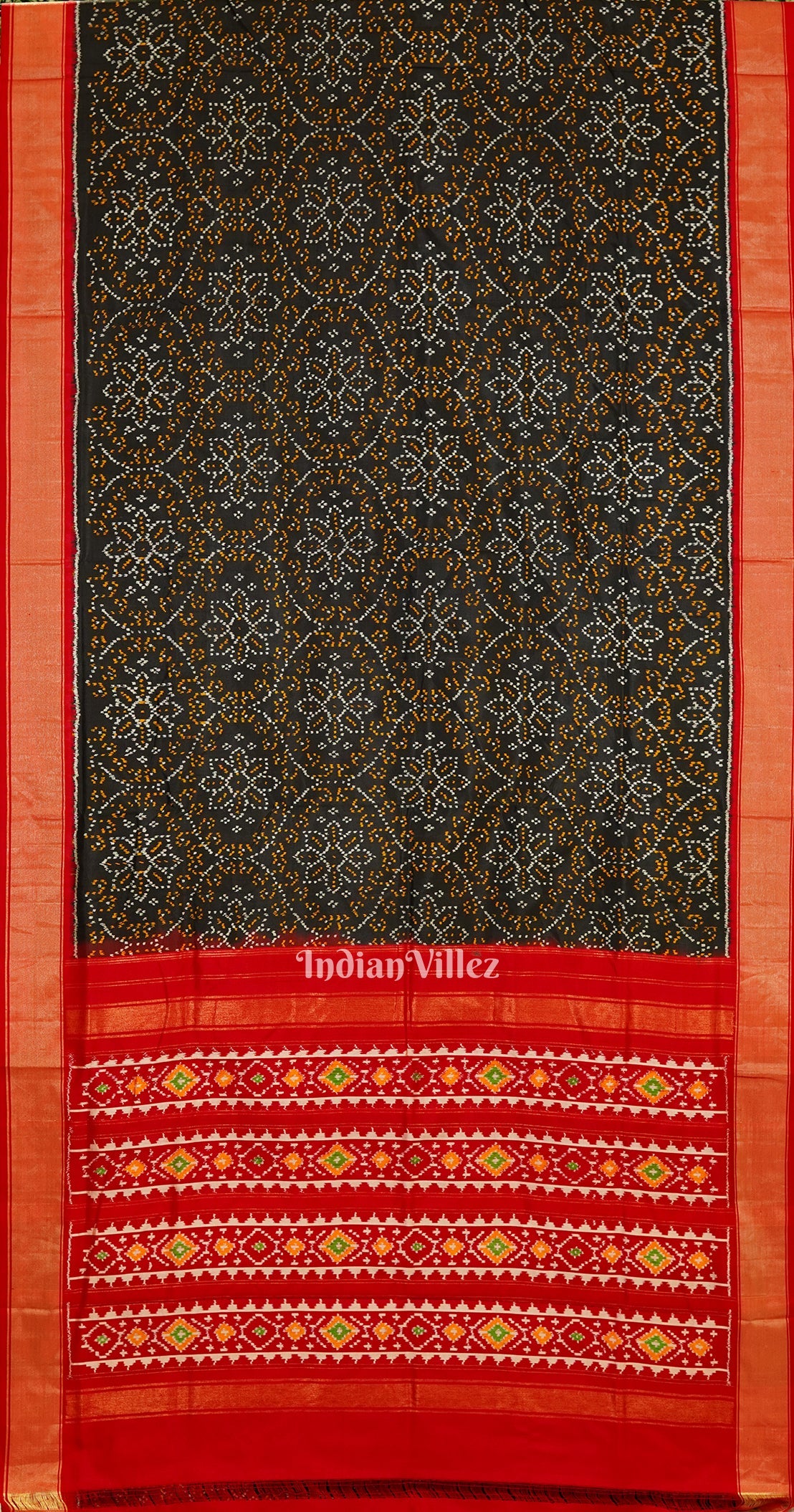 IndianVillèz Black Red Floral Motif Pochampally Ikat Handloom Silk Saree