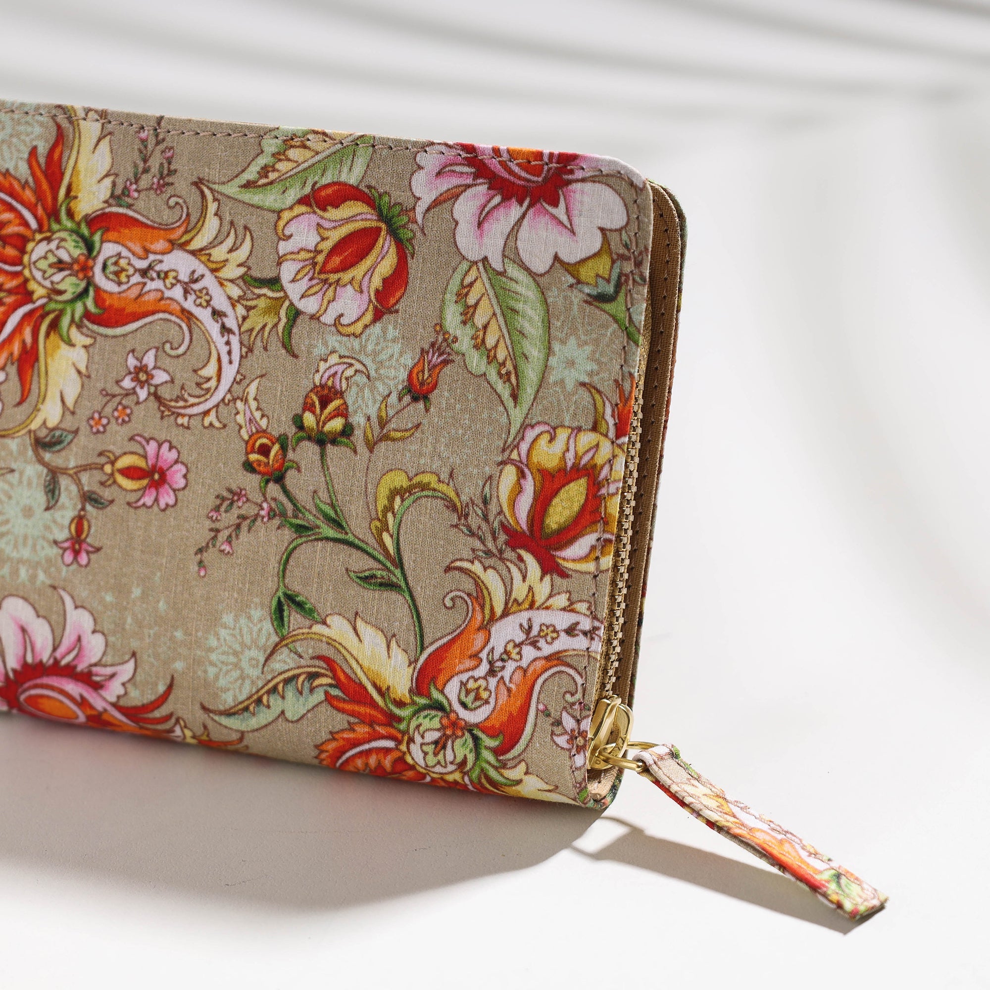 SUKRITI INPRINT Beige - Floral Printed Handcrafted Wallet - view 2