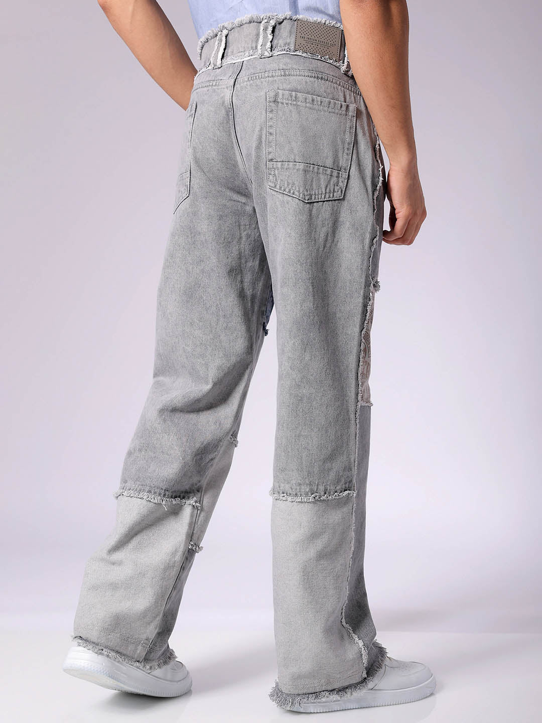 The Indian Garage Co Men's Grey Relaxed Fit Colourblocked Jeans - view 3