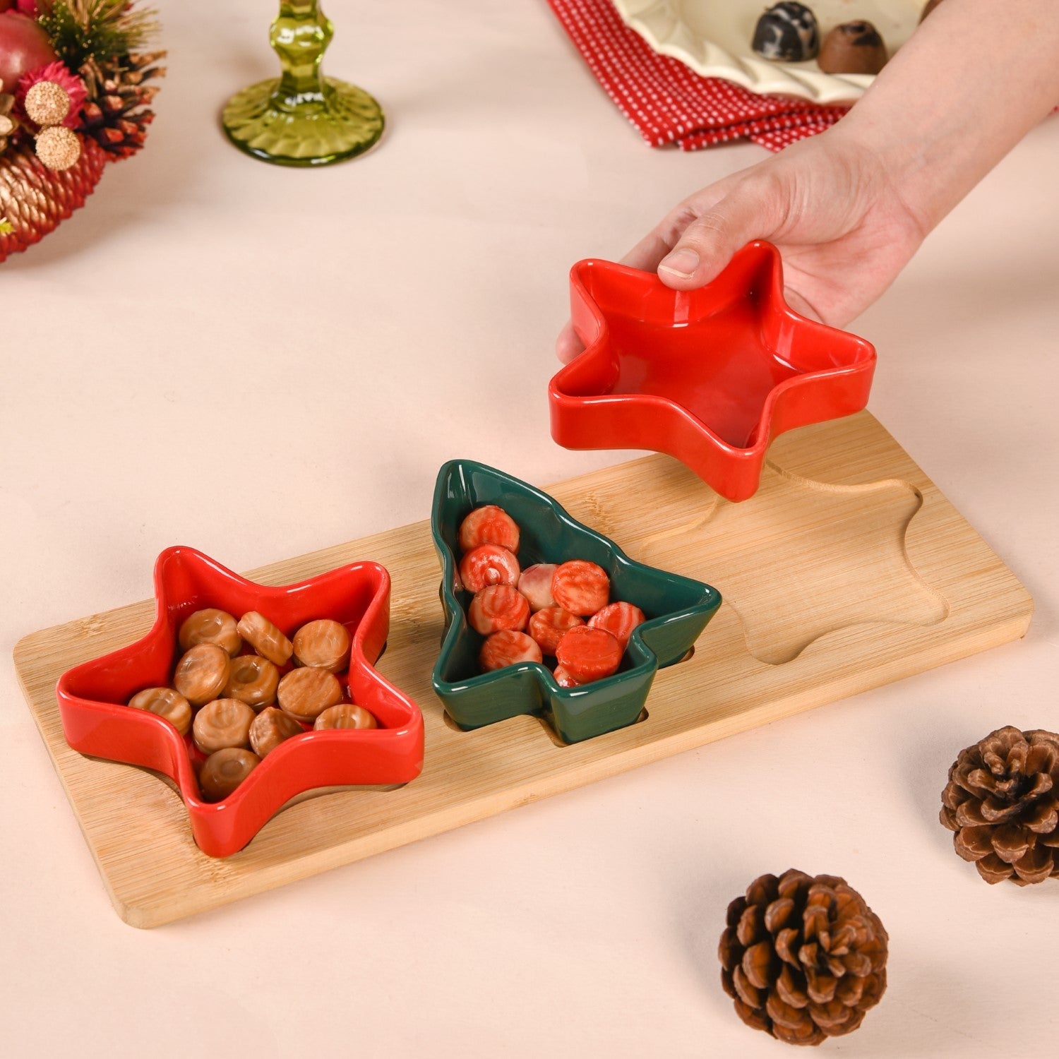 Nestasia Stars And Tree Snack Bowl Set Of 3 With Wooden Serving Tray