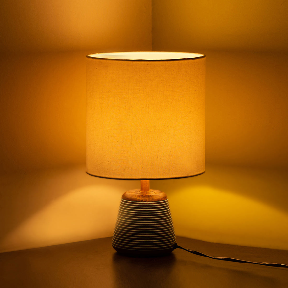 EXCLUSIVELANE 'Blue-Carved' Table Lamp In Mango Wood (14 Inch) - view 2