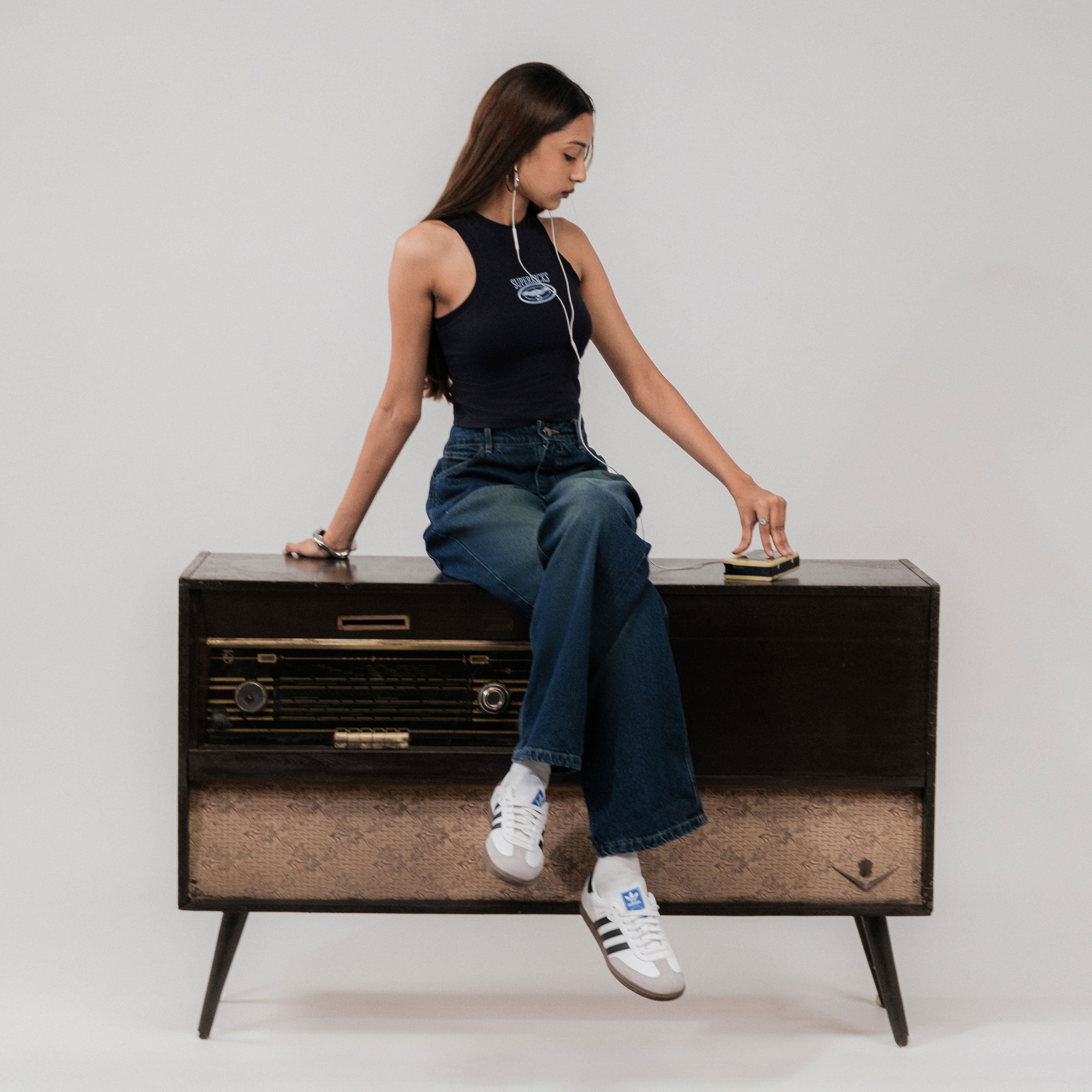 Superkicks | Crop Top { Navy Blue - view 7