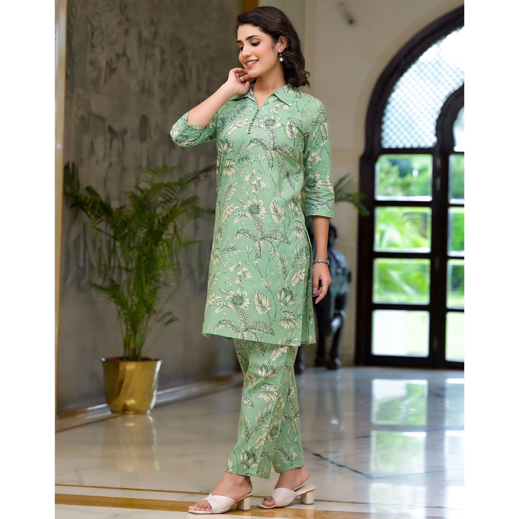 BlackTree green-floral-printed-pure-cotton-co-ord-set - view 4