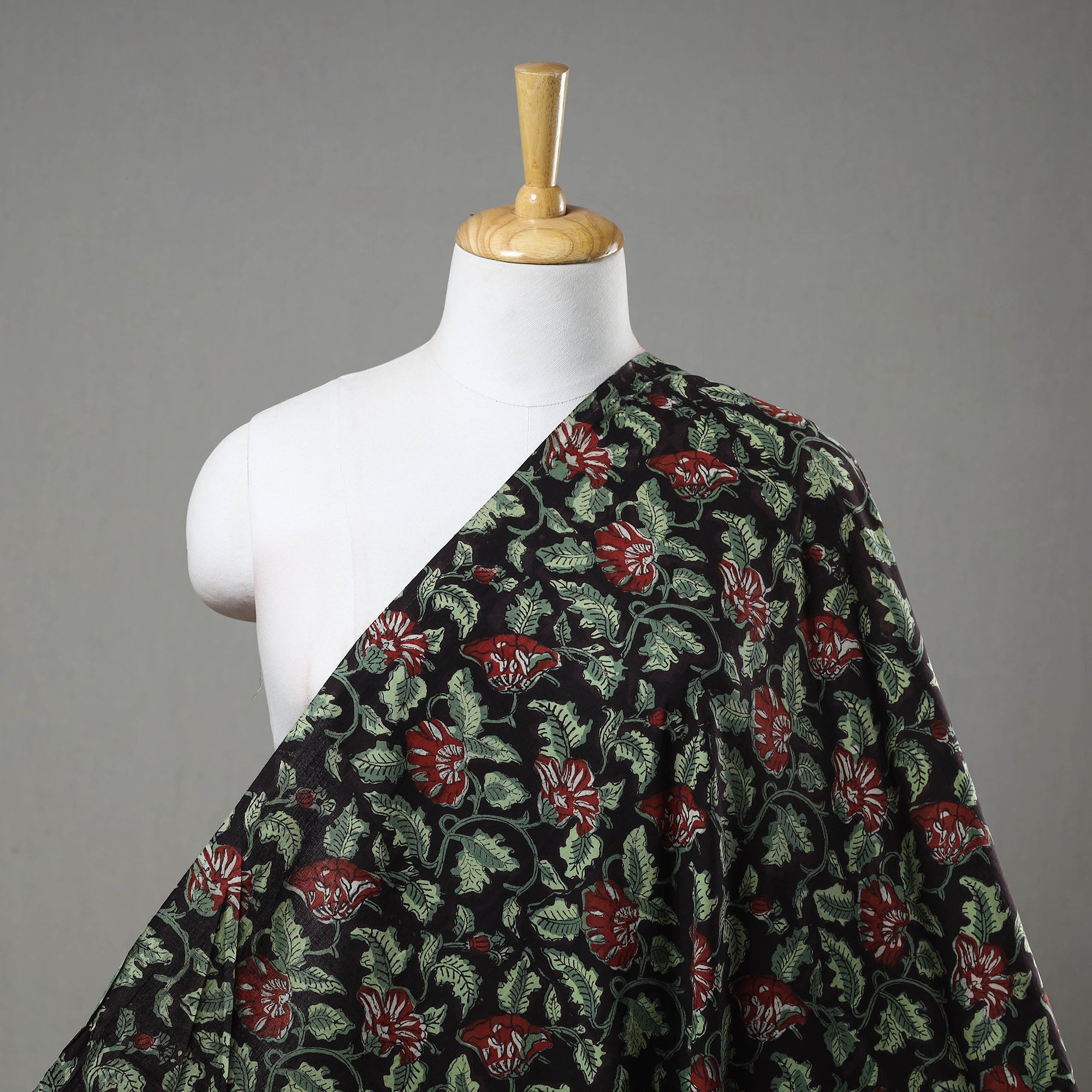 HAVELI CHRONICLES Block Printed Cotton Jahota Fabric 20
